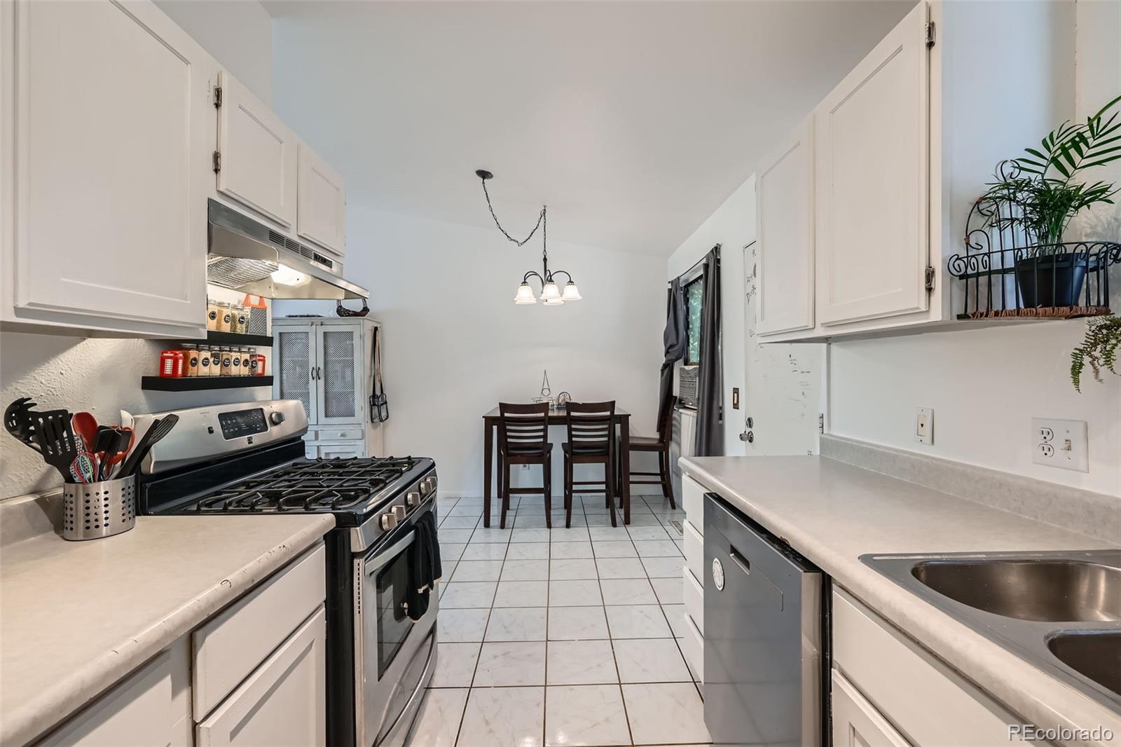 MLS Image #8 for 17232 e oberlin place,aurora, Colorado