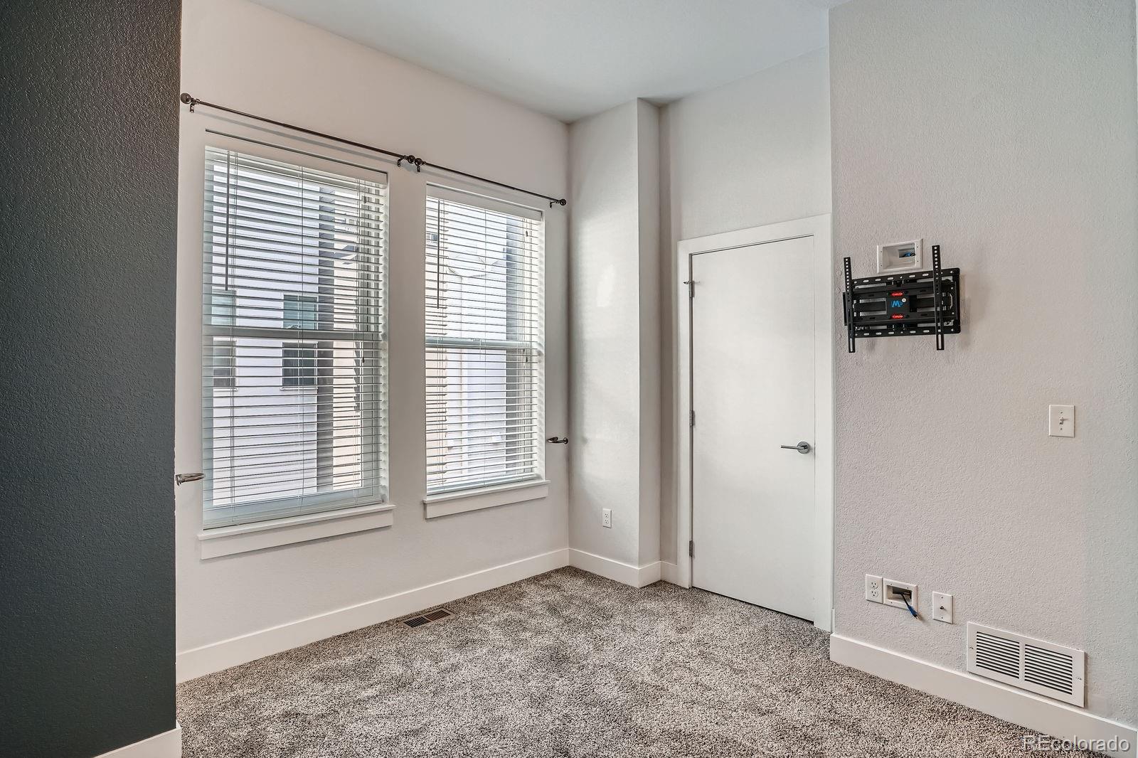 MLS Image #18 for 1919 w 46th avenue 3,denver, Colorado
