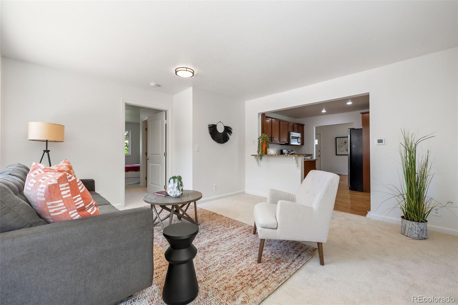 MLS Image #12 for 951 s osage street,denver, Colorado