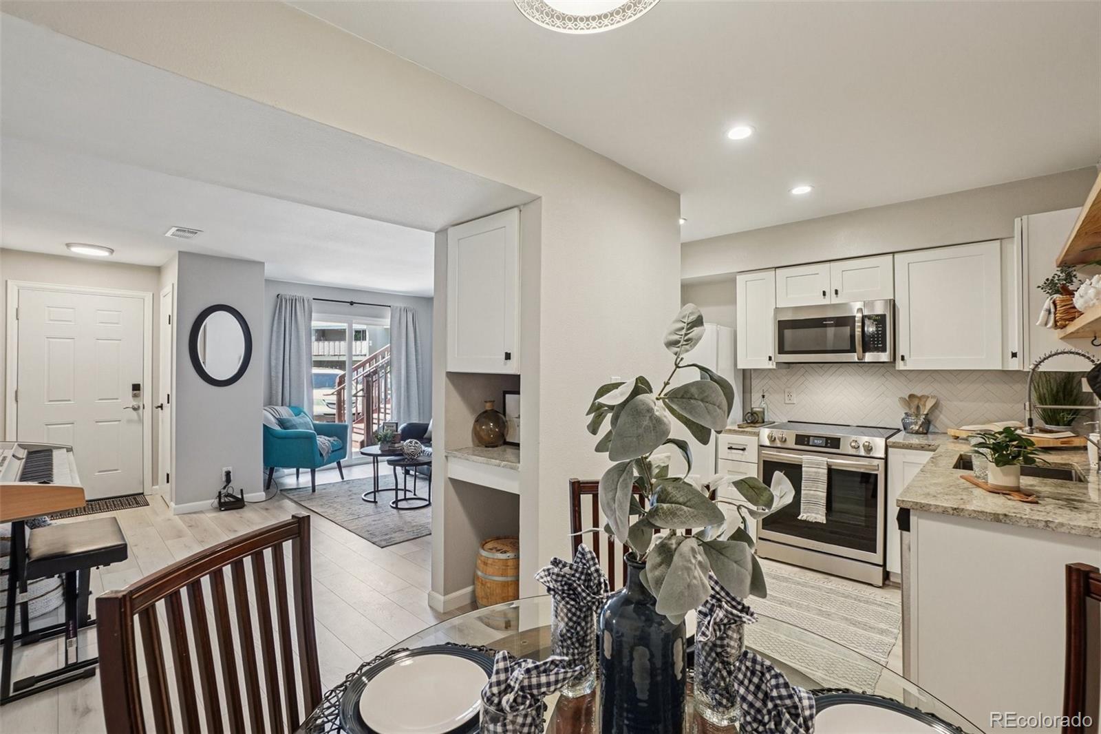MLS Image #19 for 5300 e cherry creek south drive  918,denver, Colorado