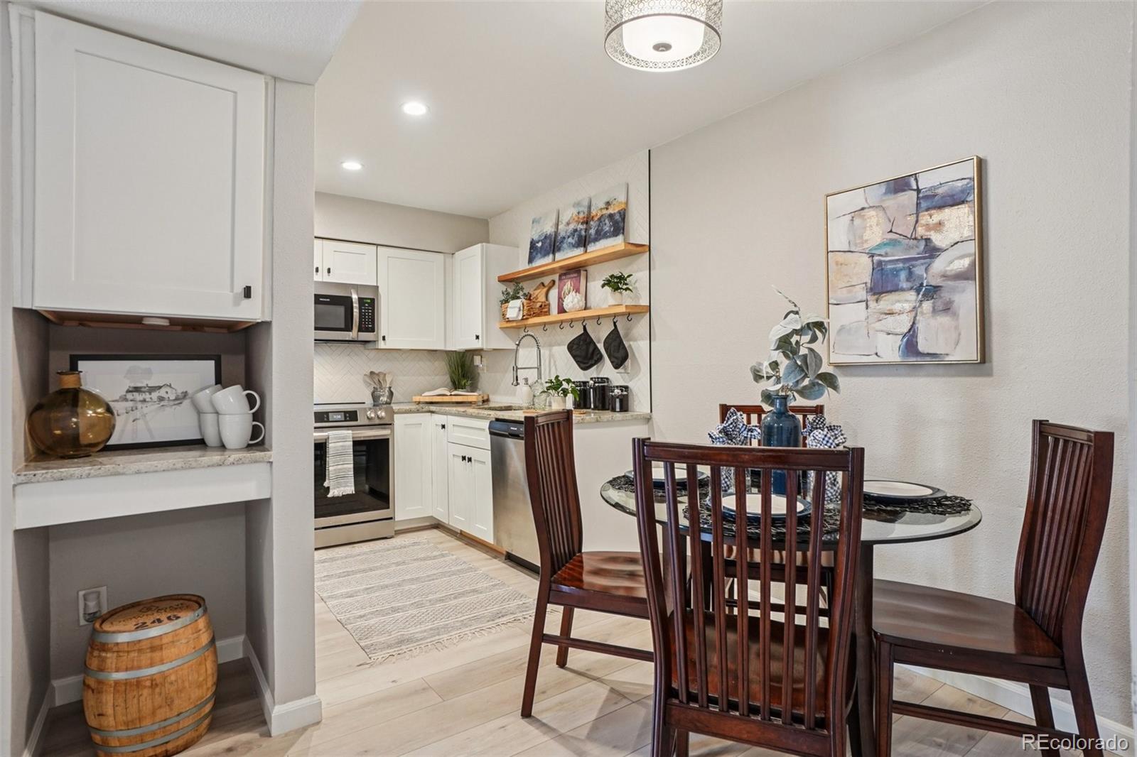 MLS Image #20 for 5300 e cherry creek south drive  918,denver, Colorado