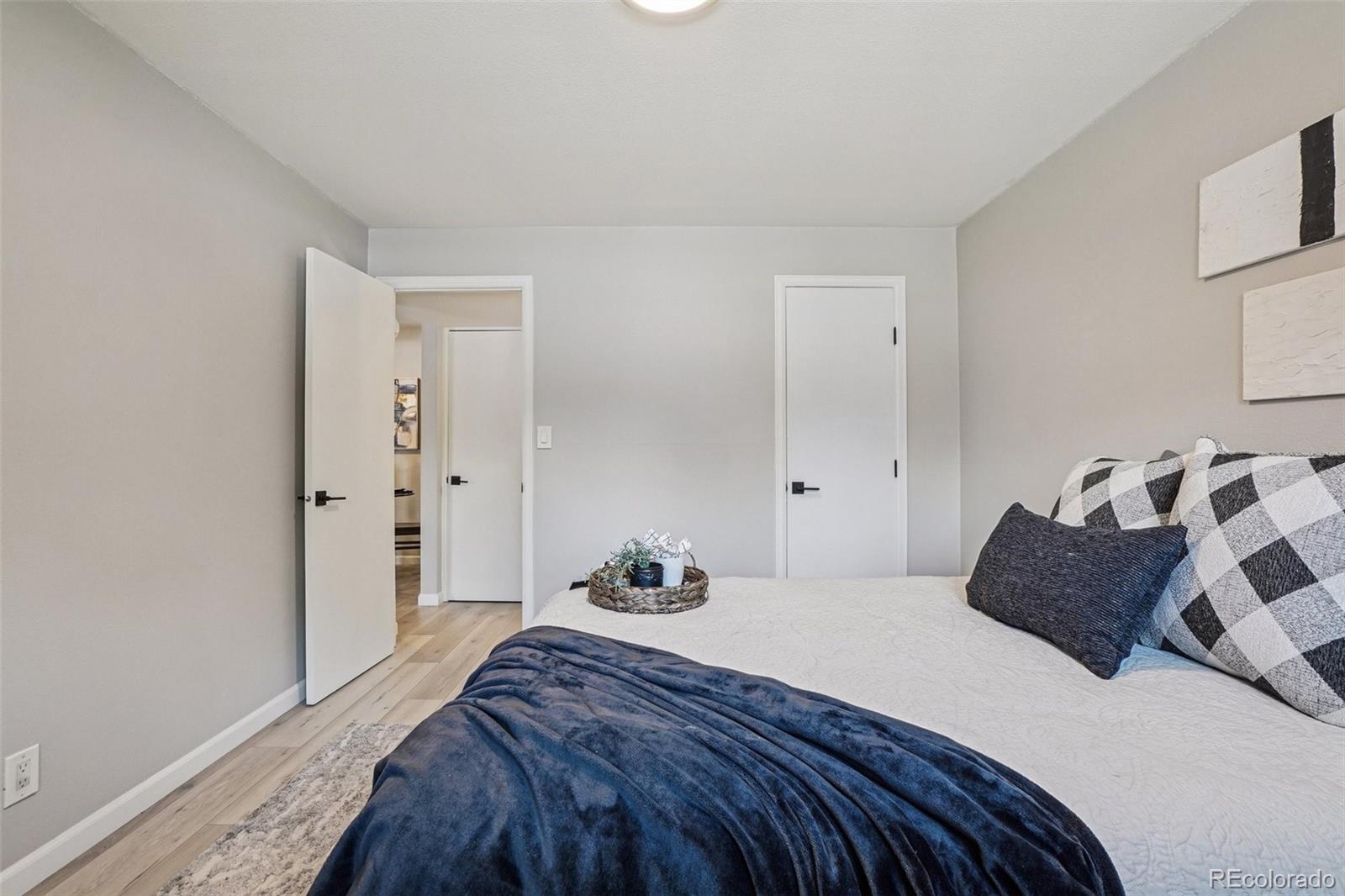 MLS Image #26 for 5300 e cherry creek south drive  918,denver, Colorado
