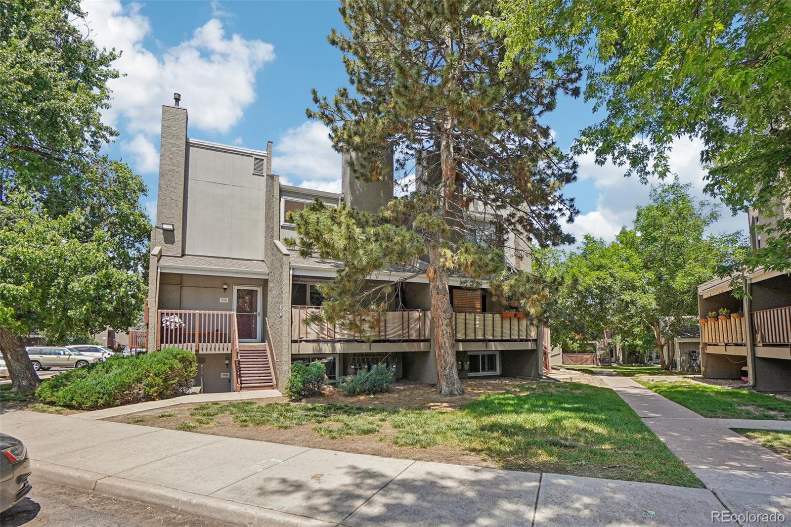 MLS Image #4 for 5300 e cherry creek south drive  918,denver, Colorado