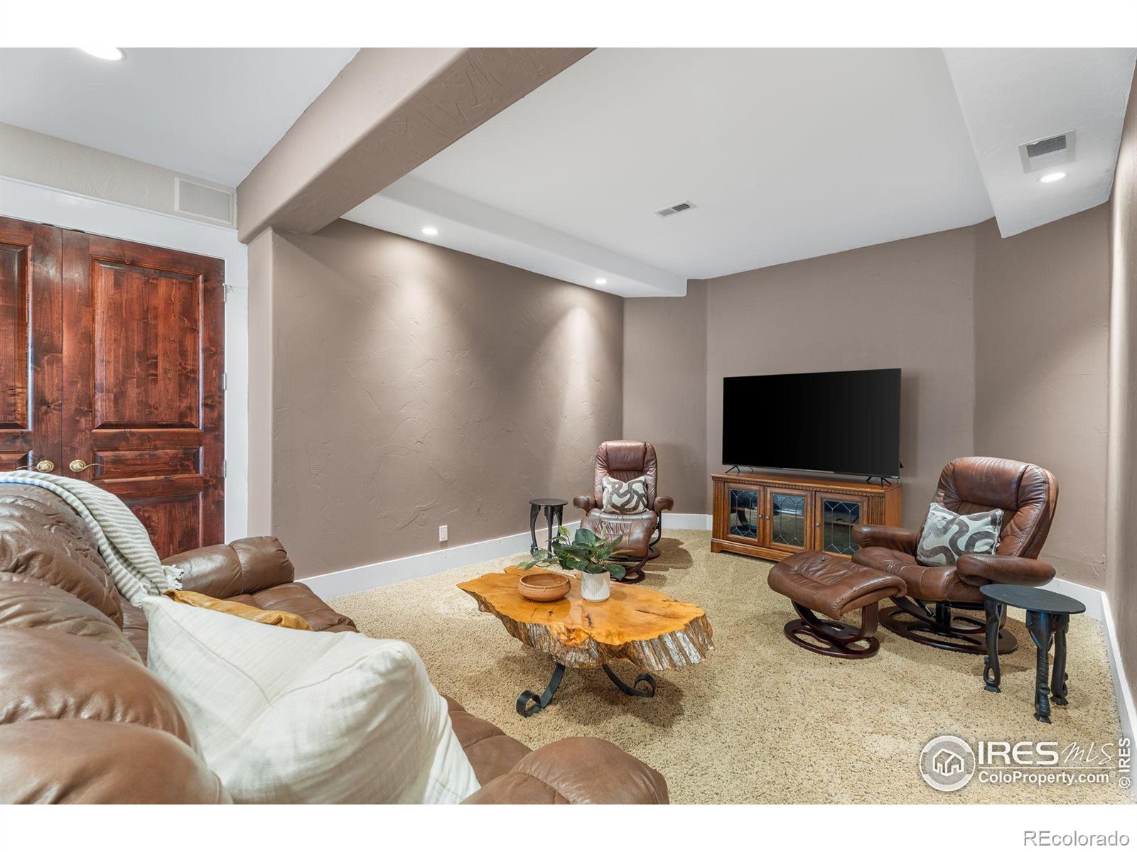 MLS Image #26 for 5008  indian creek road,loveland, Colorado