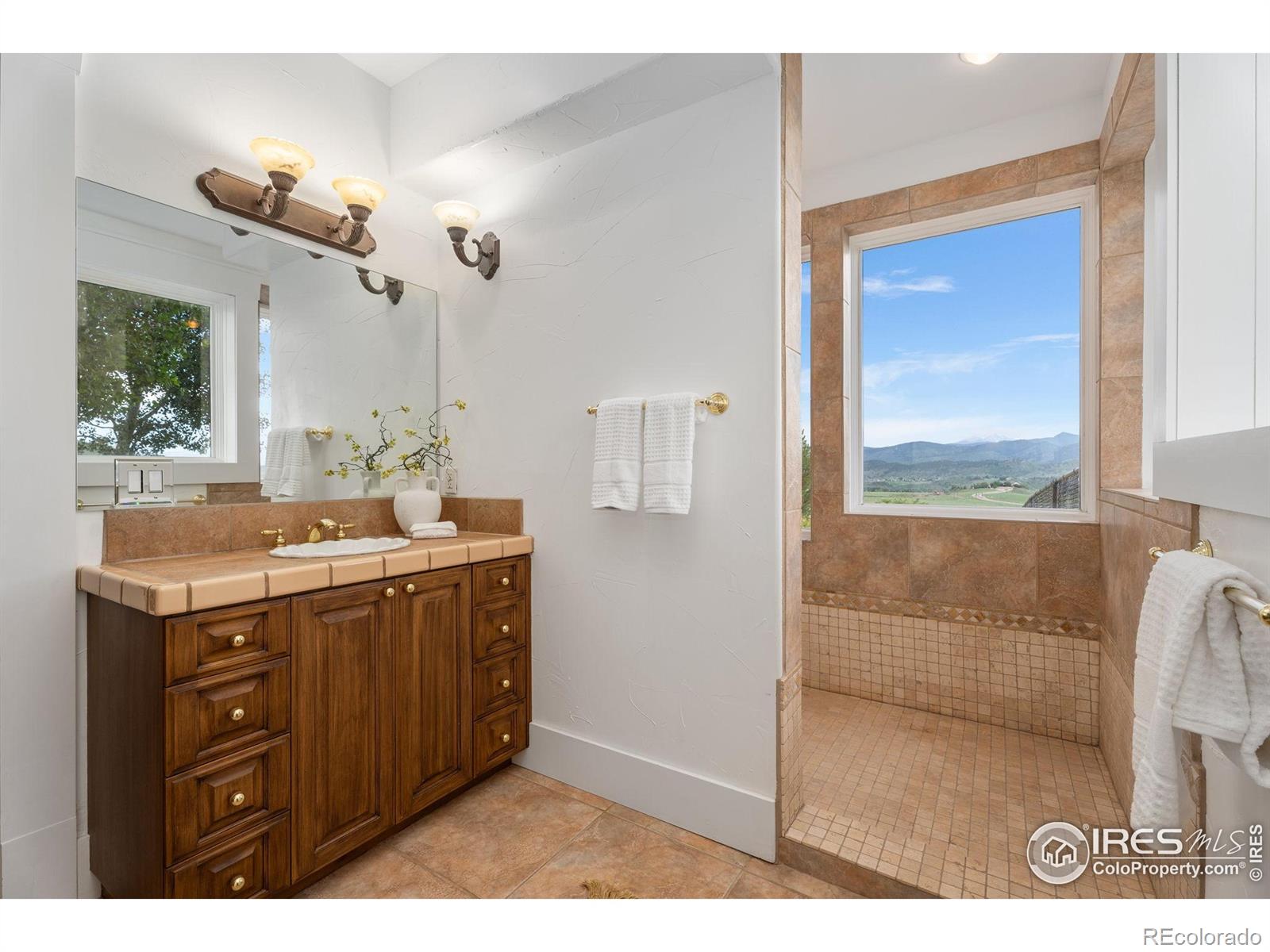 MLS Image #32 for 5008  indian creek road,loveland, Colorado