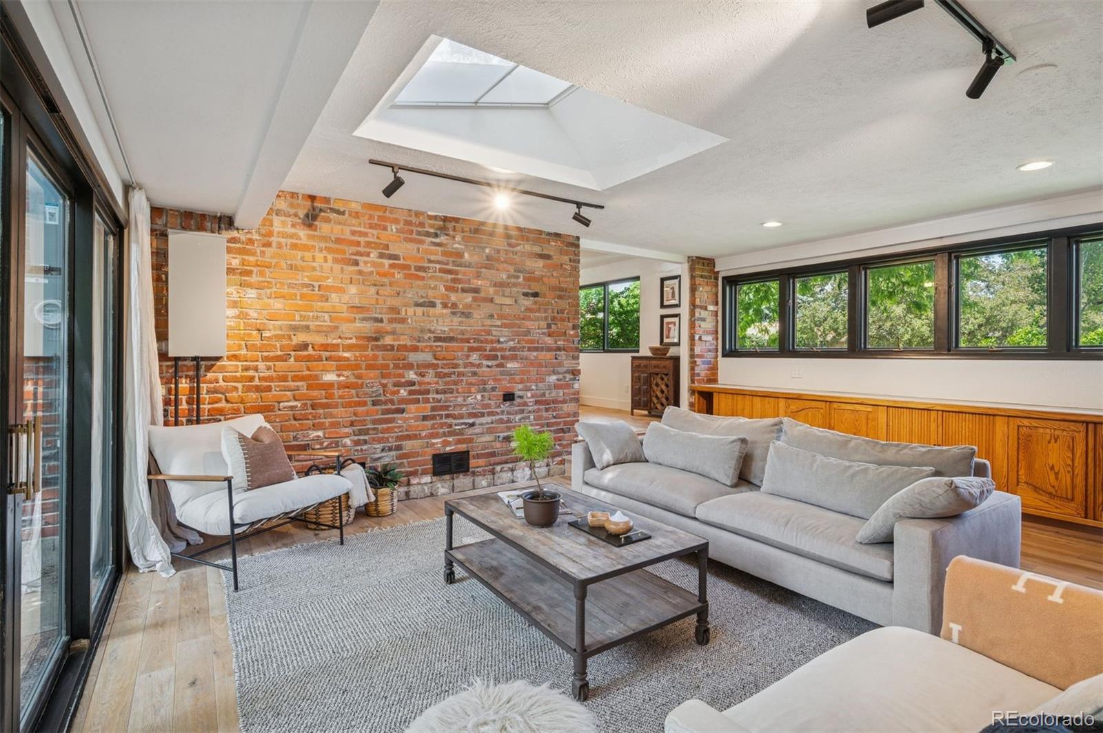 MLS Image #14 for 4634 w tufts circle,denver, Colorado