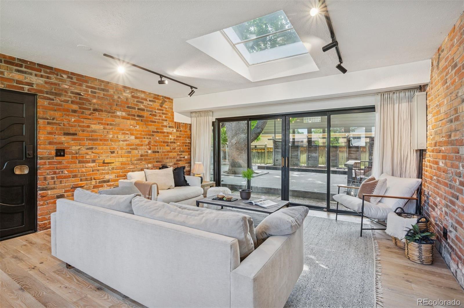 MLS Image #16 for 4634 w tufts circle,denver, Colorado