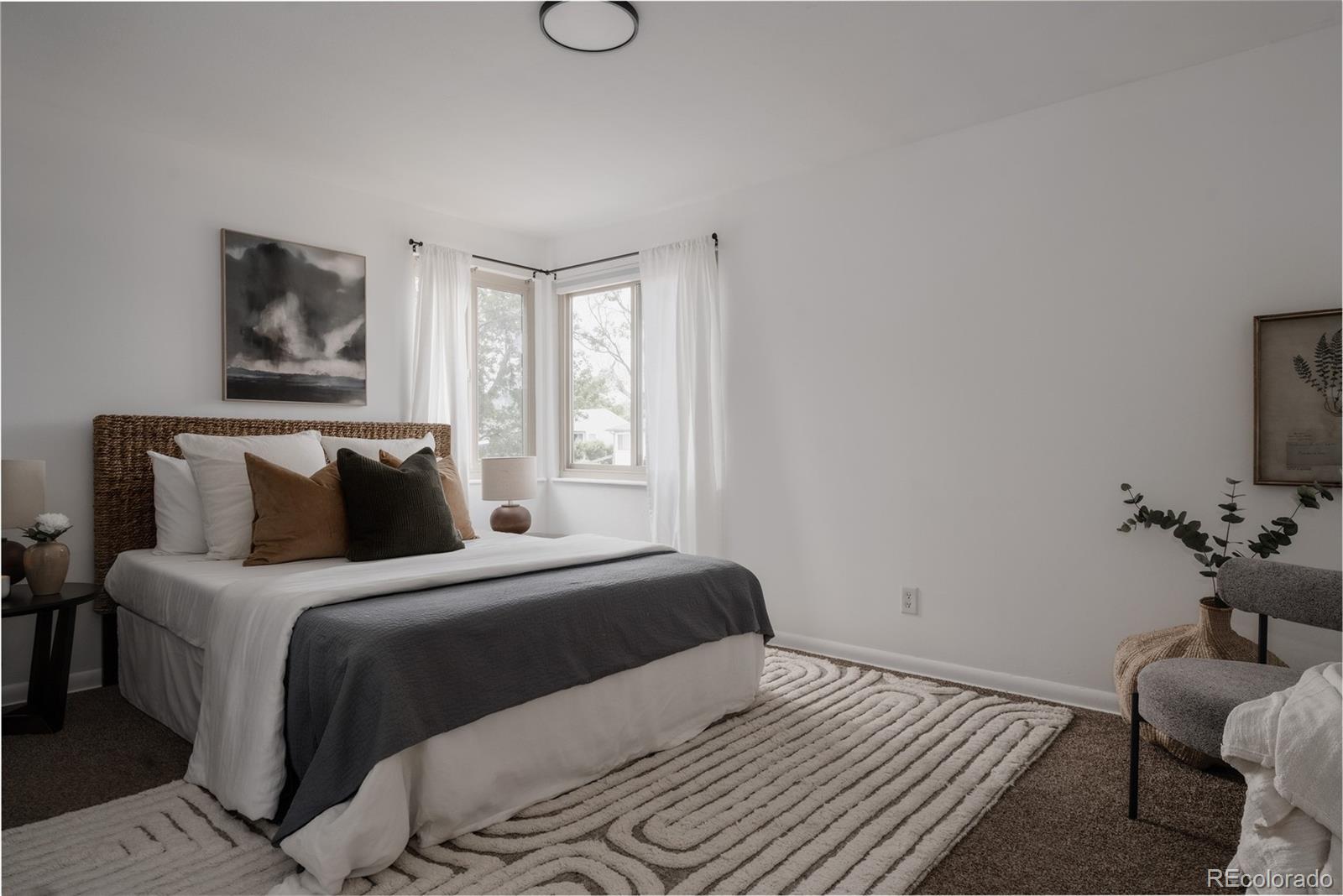 MLS Image #12 for 916  florence street,aurora, Colorado