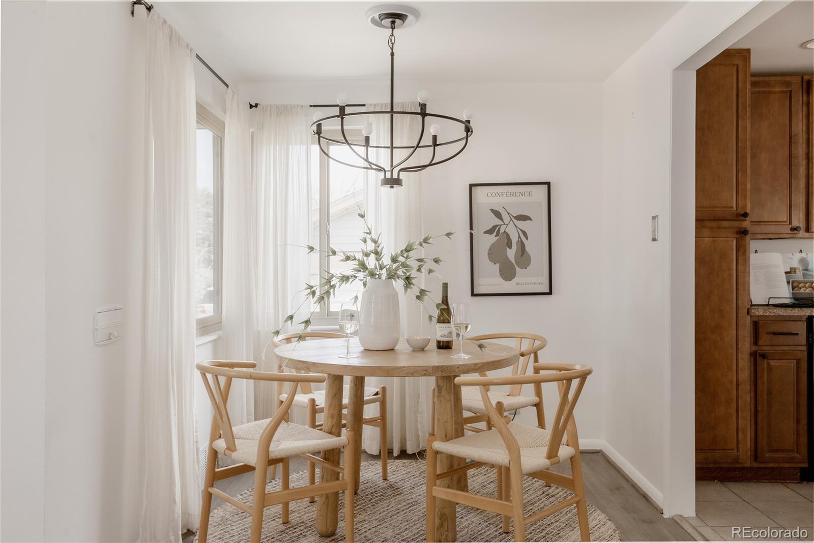 MLS Image #2 for 916  florence street,aurora, Colorado