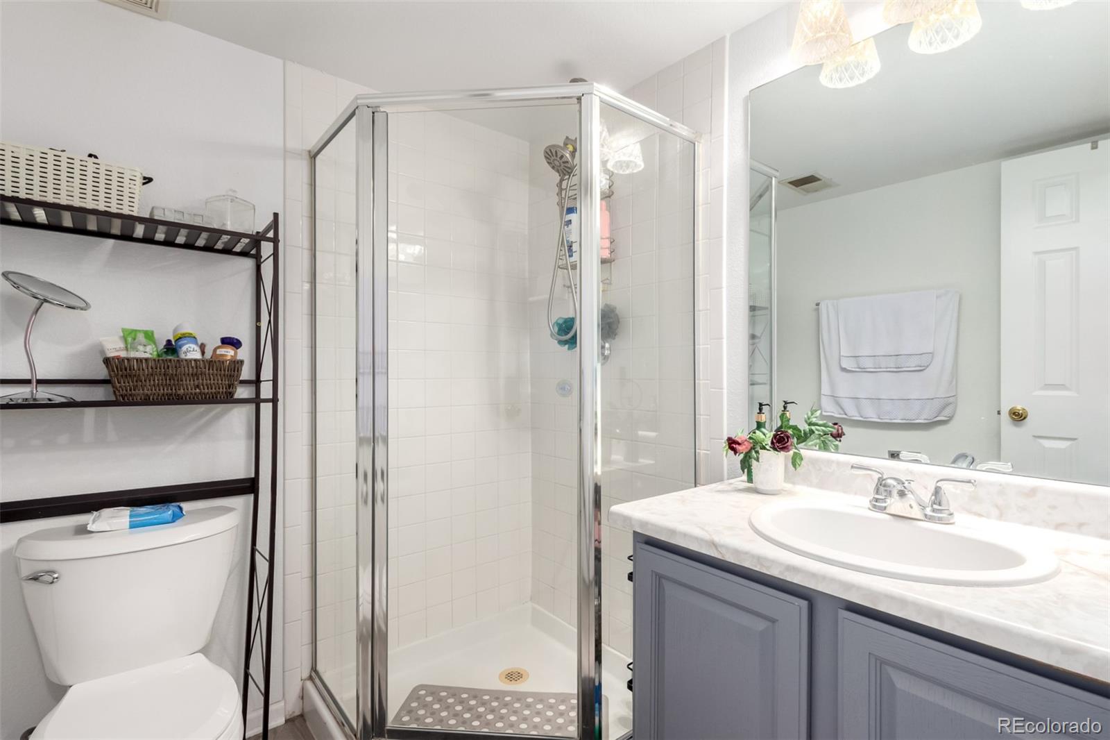 MLS Image #22 for 1885 s quebec way,denver, Colorado