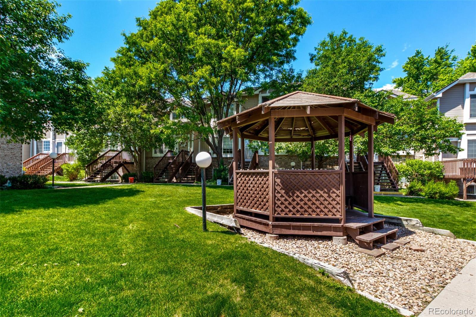 MLS Image #33 for 1885 s quebec way,denver, Colorado