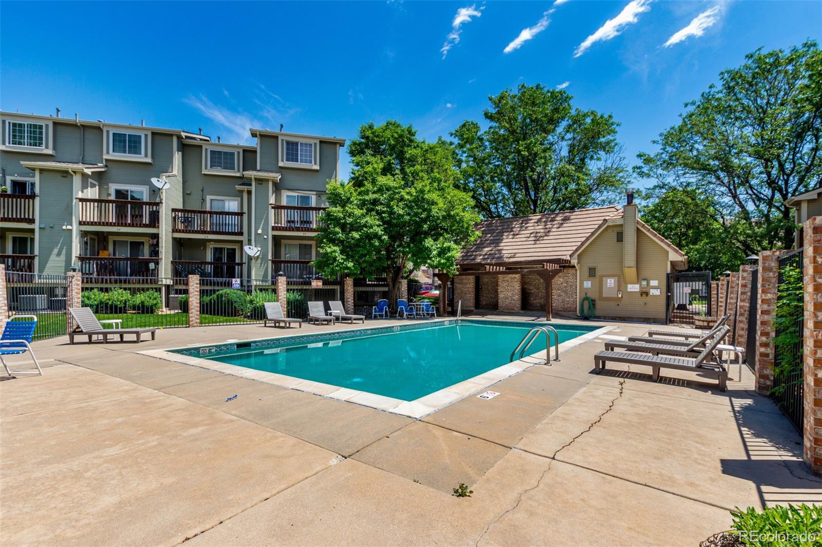 MLS Image #41 for 1885 s quebec way,denver, Colorado