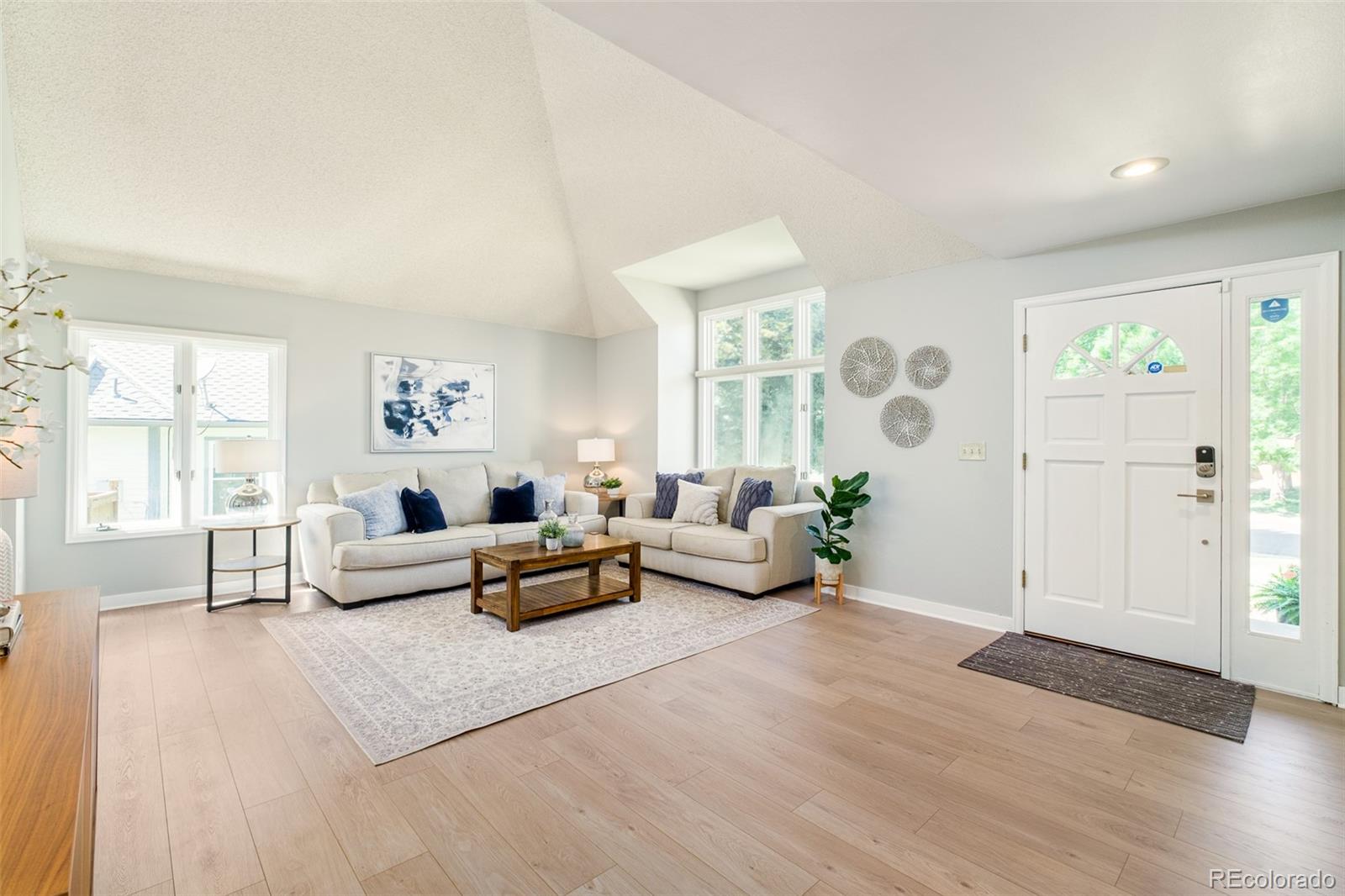 MLS Image #5 for 16438 e prentice circle,centennial, Colorado