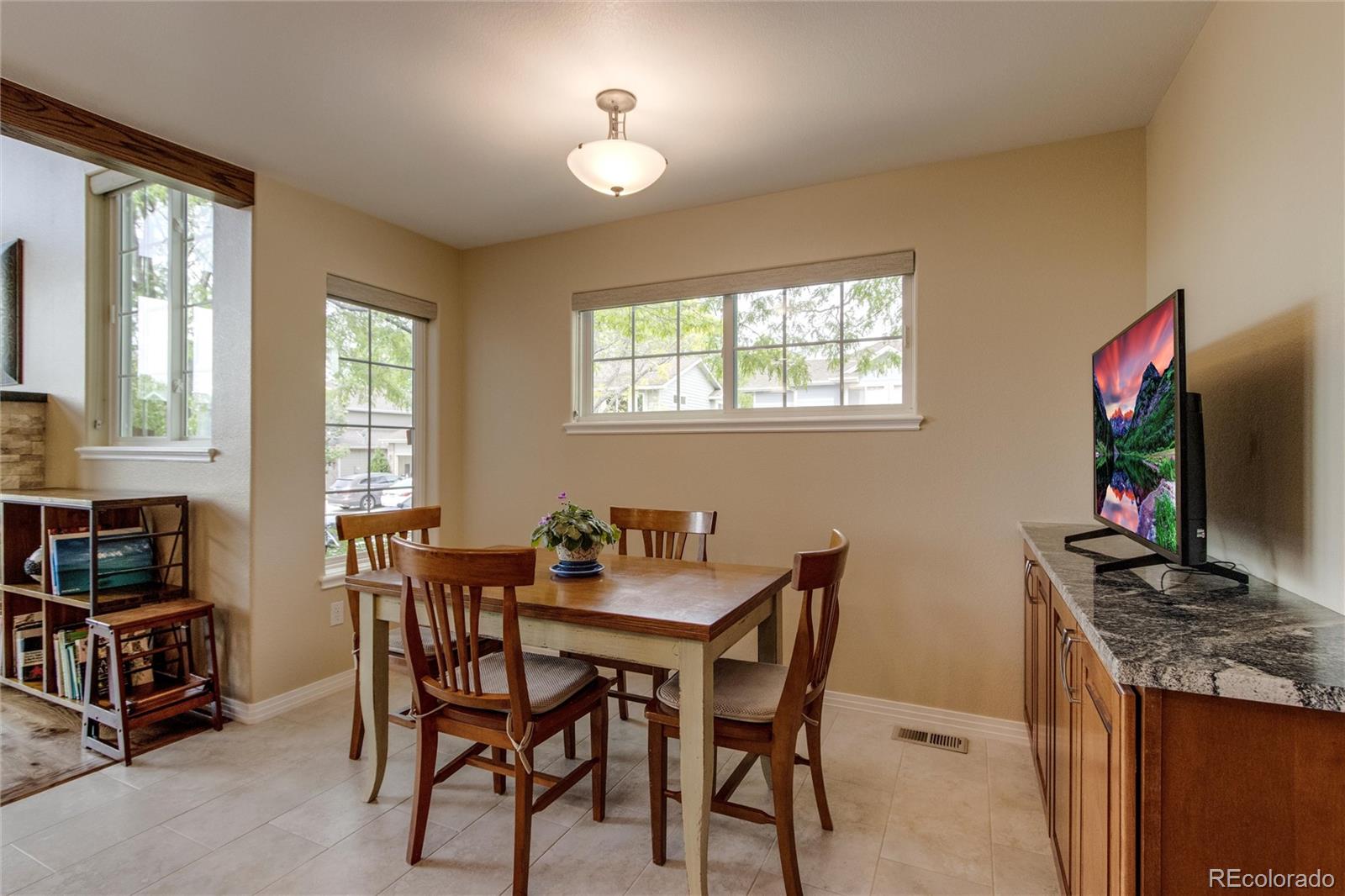 MLS Image #13 for 3142  captains lane,longmont, Colorado