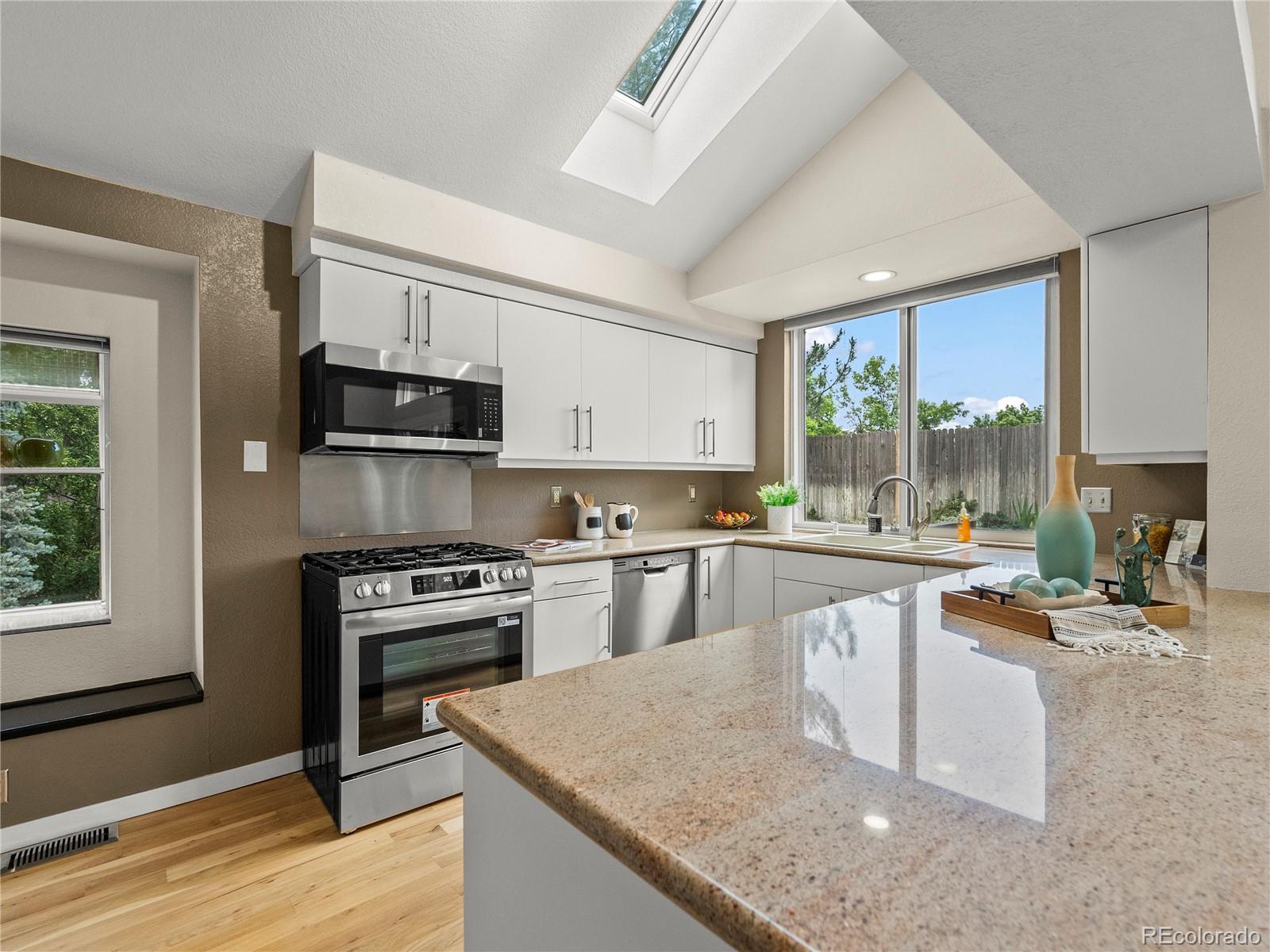 MLS Image #9 for 9016 w alabama place,lakewood, Colorado