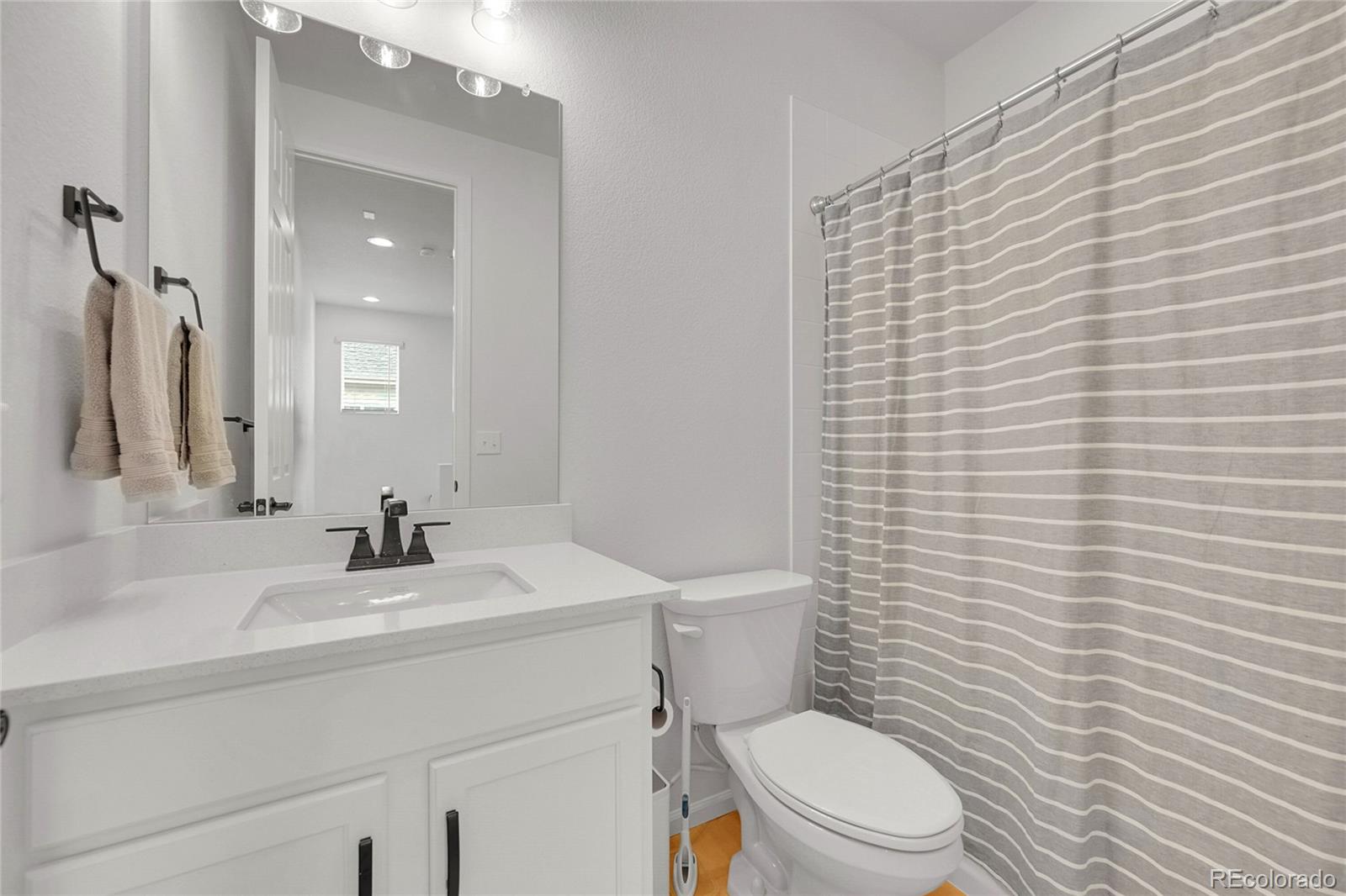 MLS Image #14 for 4612 s wenatchee street,aurora, Colorado
