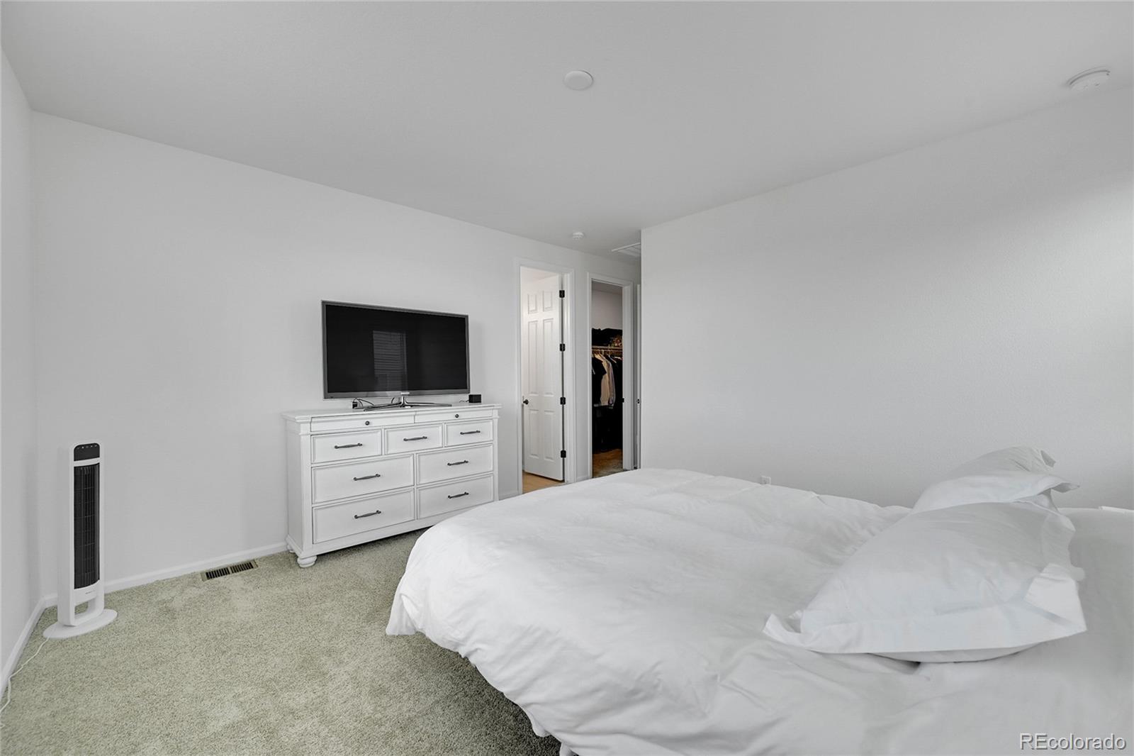 MLS Image #23 for 4612 s wenatchee street,aurora, Colorado