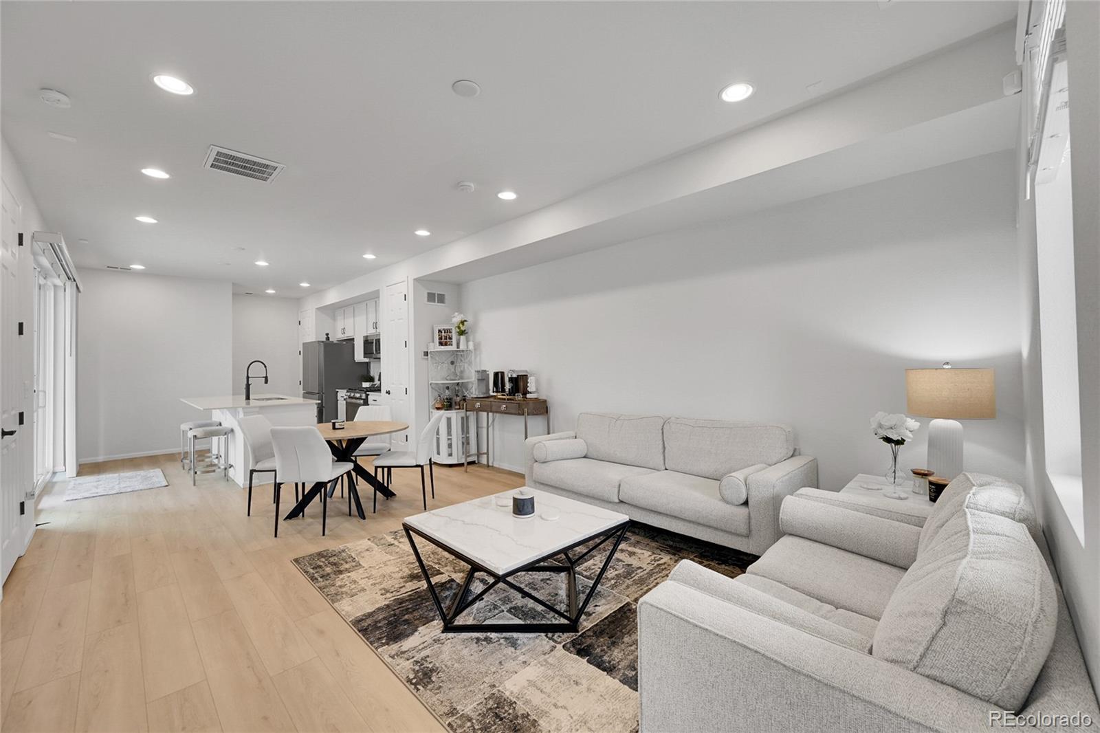 MLS Image #3 for 4612 s wenatchee street,aurora, Colorado