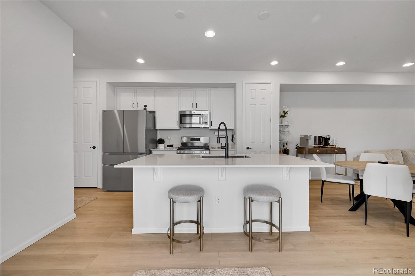 MLS Image #7 for 4612 s wenatchee street,aurora, Colorado
