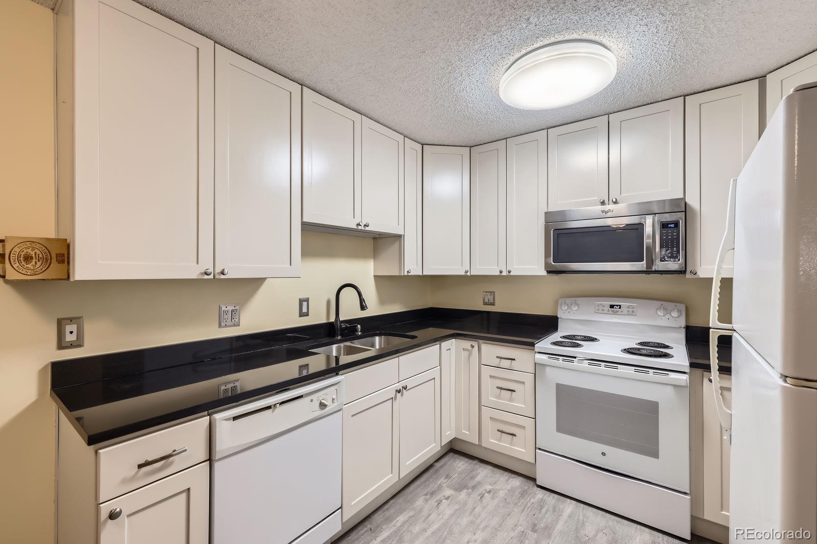 MLS Image #9 for 3124 s wheeling way 102,aurora, Colorado