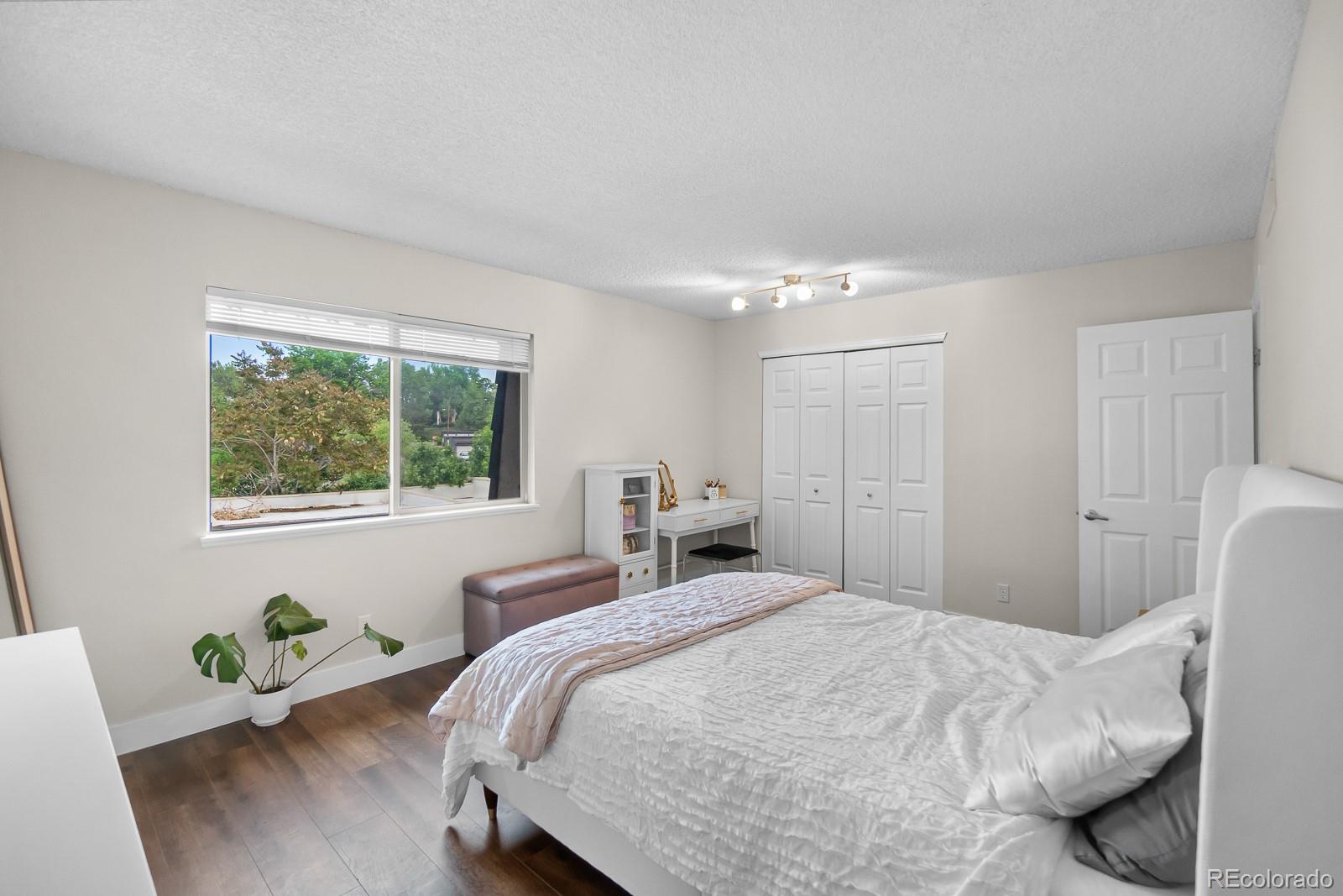 MLS Image #20 for 6856 s broadway ,centennial, Colorado
