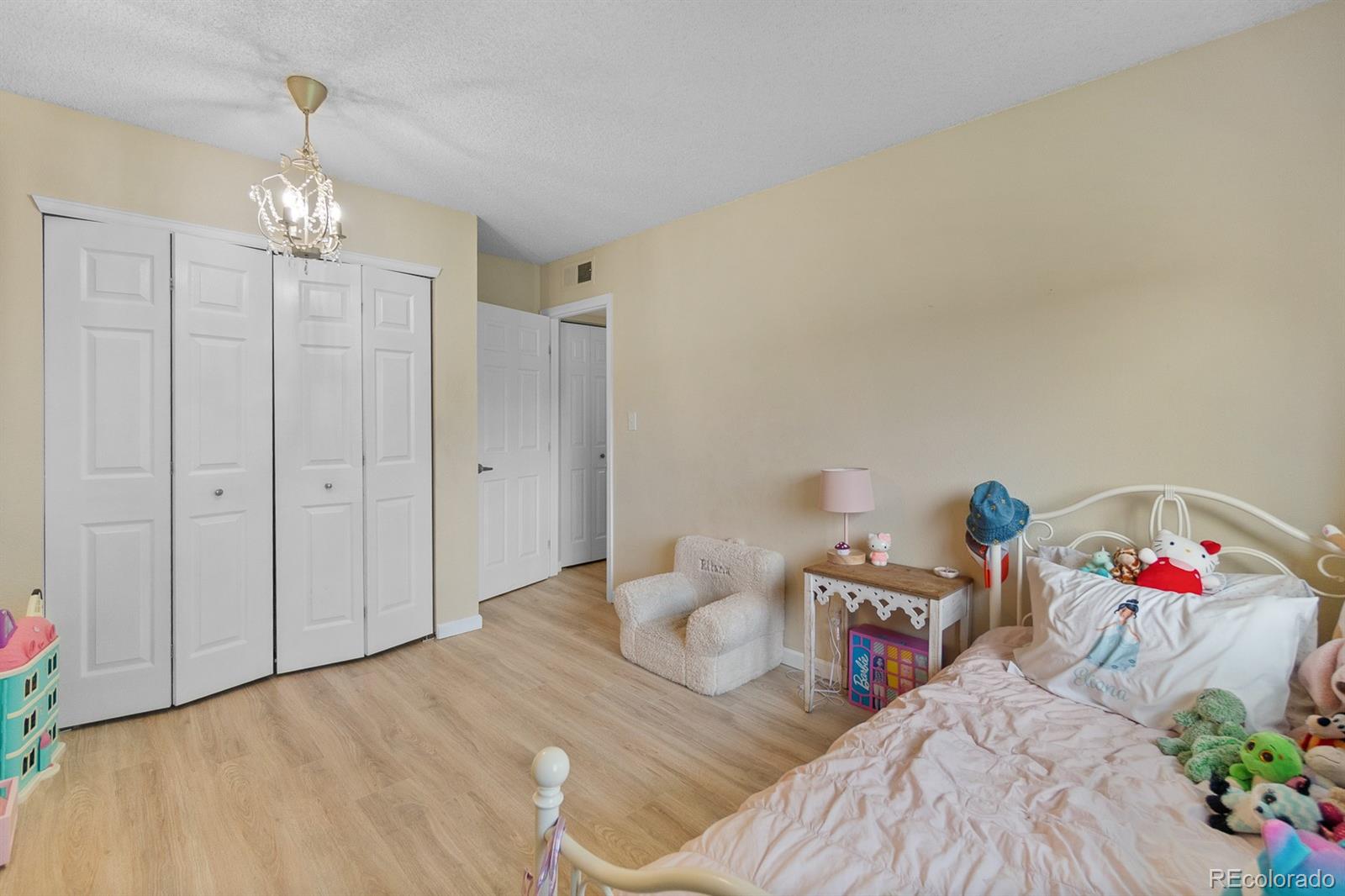 MLS Image #26 for 6856 s broadway ,centennial, Colorado