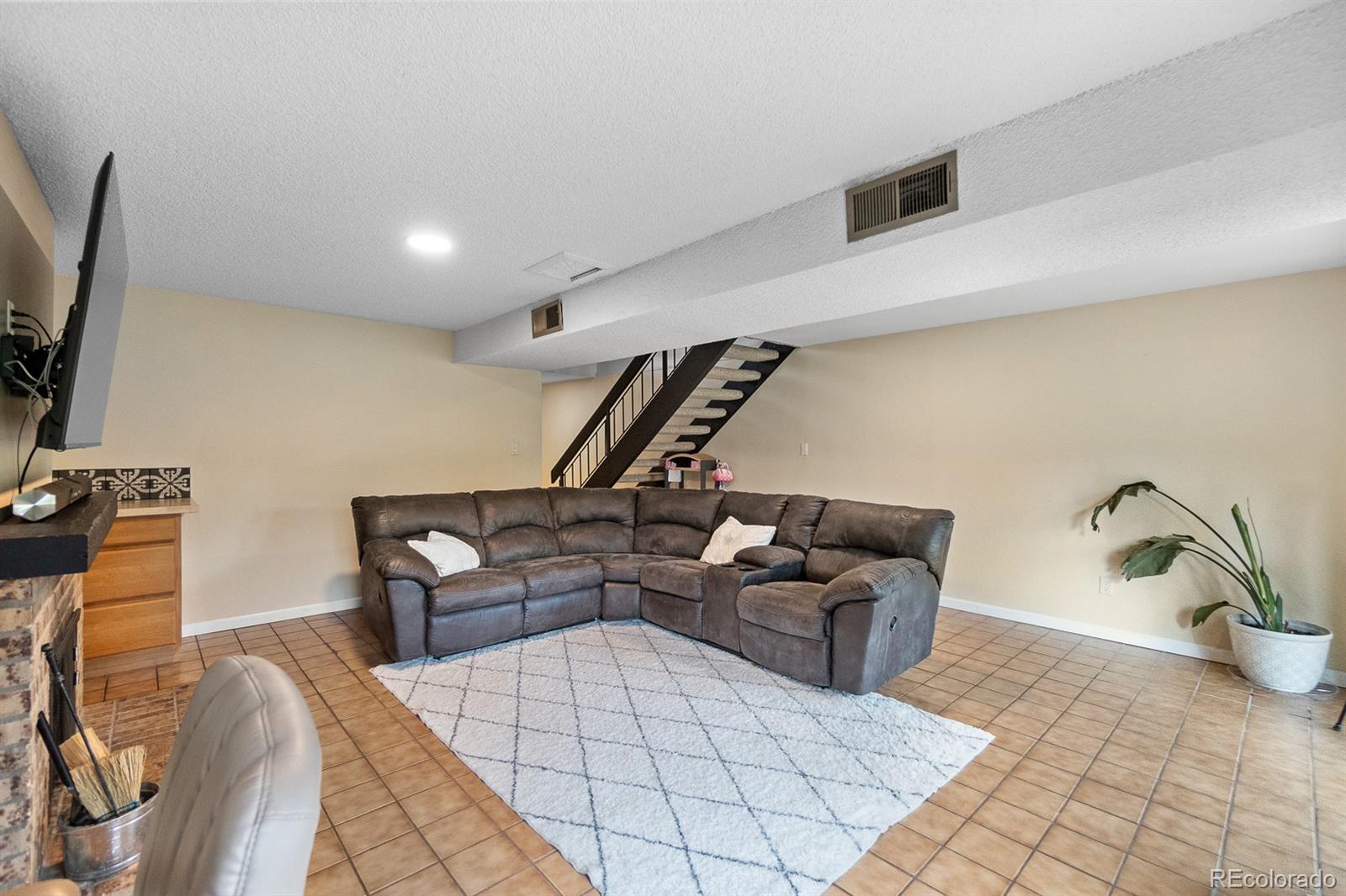MLS Image #32 for 6856 s broadway ,centennial, Colorado