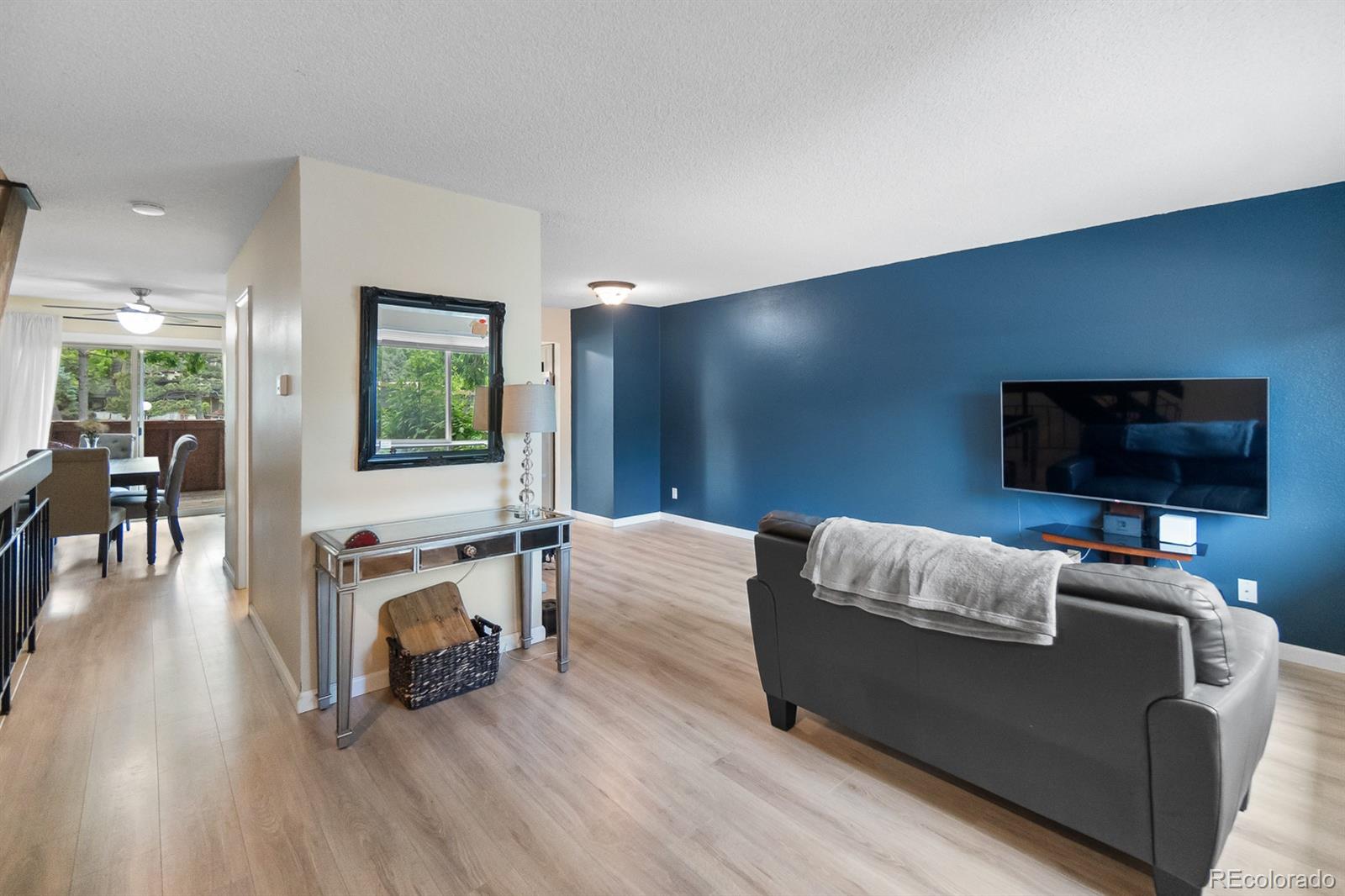 MLS Image #4 for 6856 s broadway ,centennial, Colorado