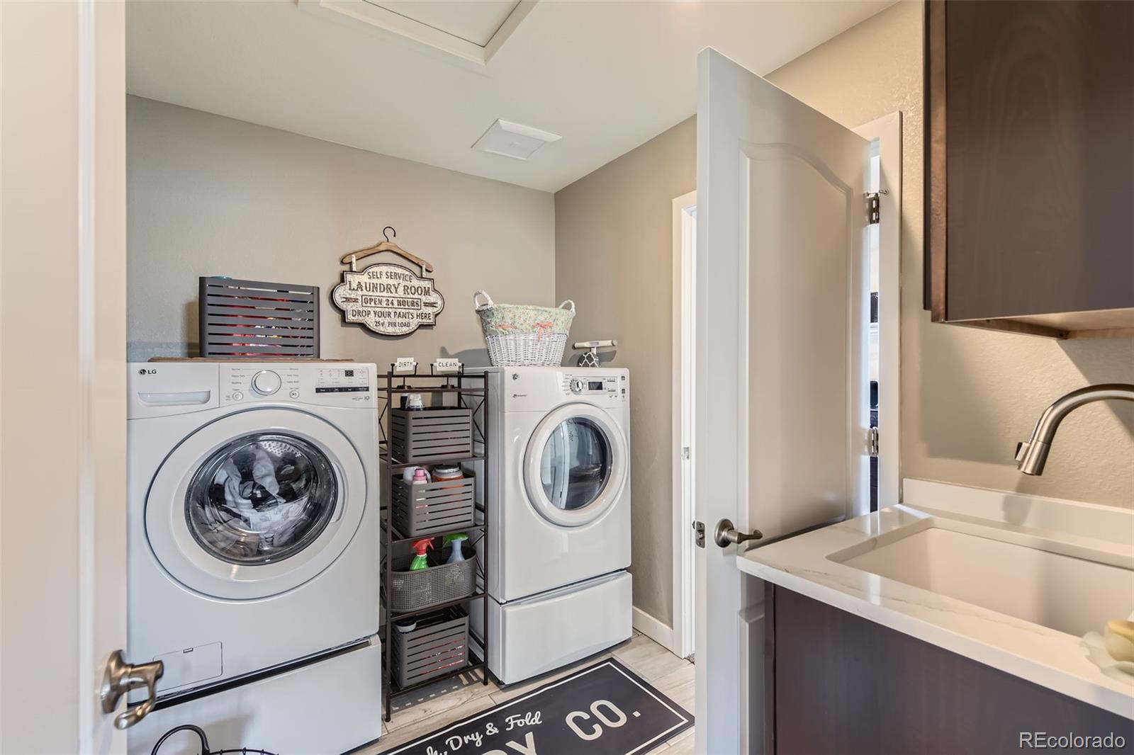MLS Image #29 for 8133  arapahoe peak street,littleton, Colorado