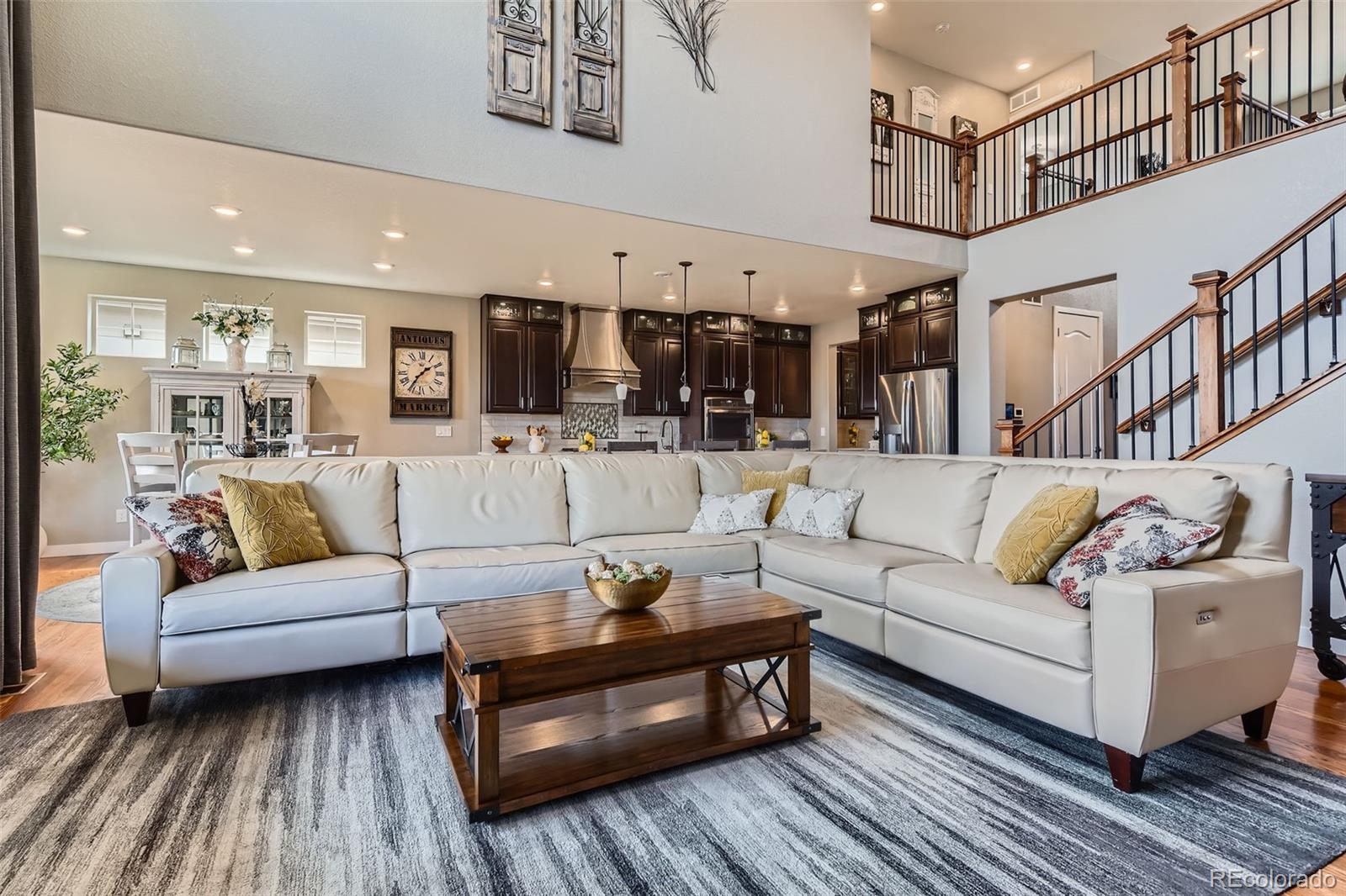 MLS Image #6 for 8133  arapahoe peak street,littleton, Colorado