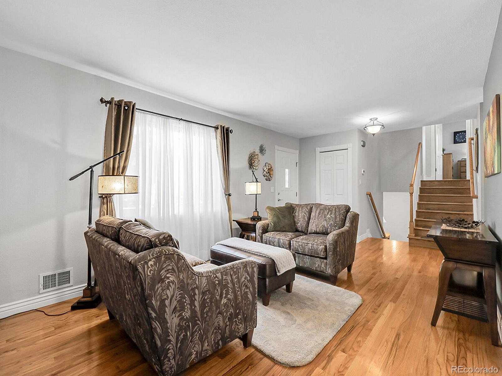 MLS Image #3 for 6810 s marion circle,centennial, Colorado