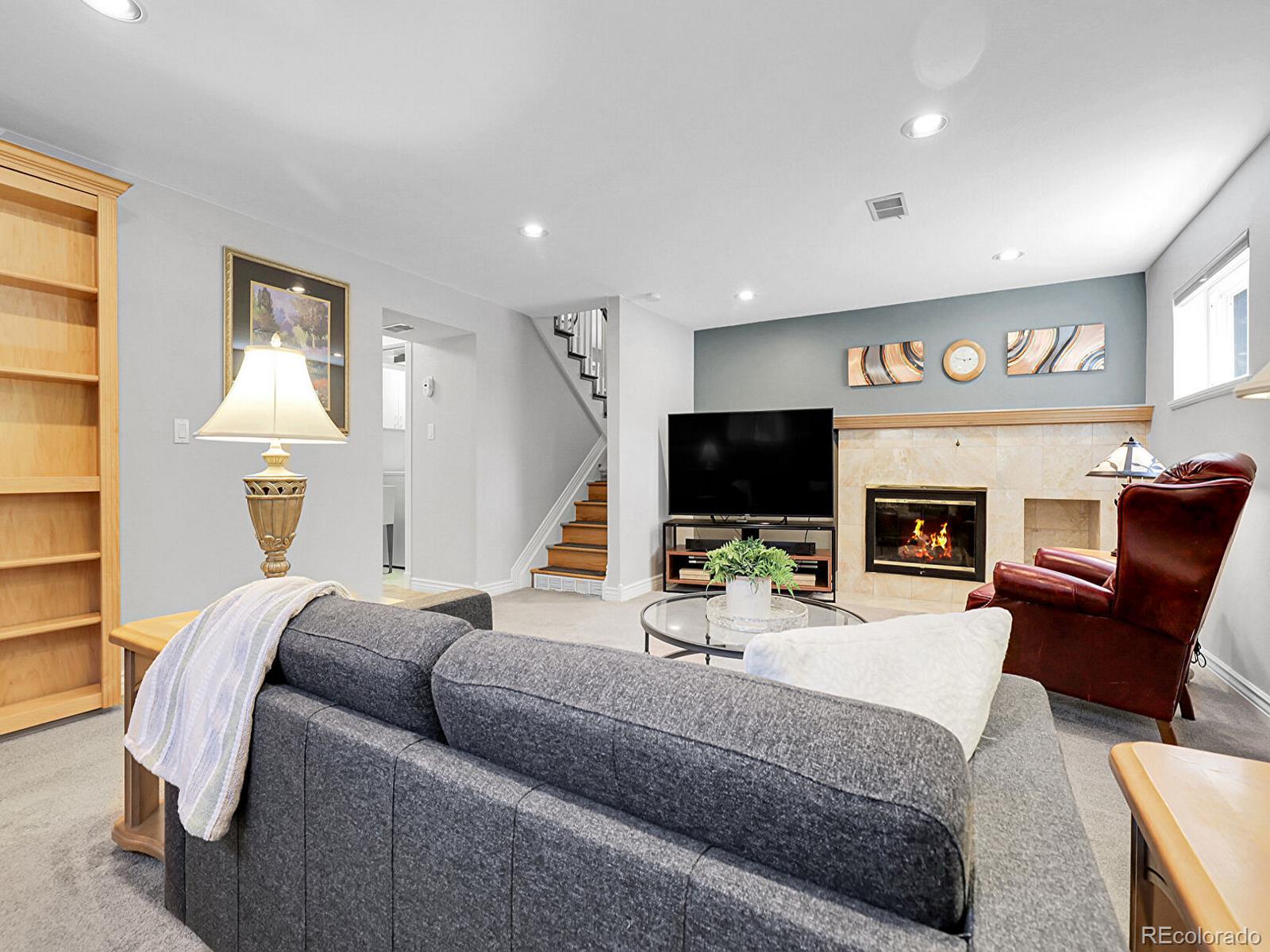 MLS Image #9 for 6810 s marion circle,centennial, Colorado