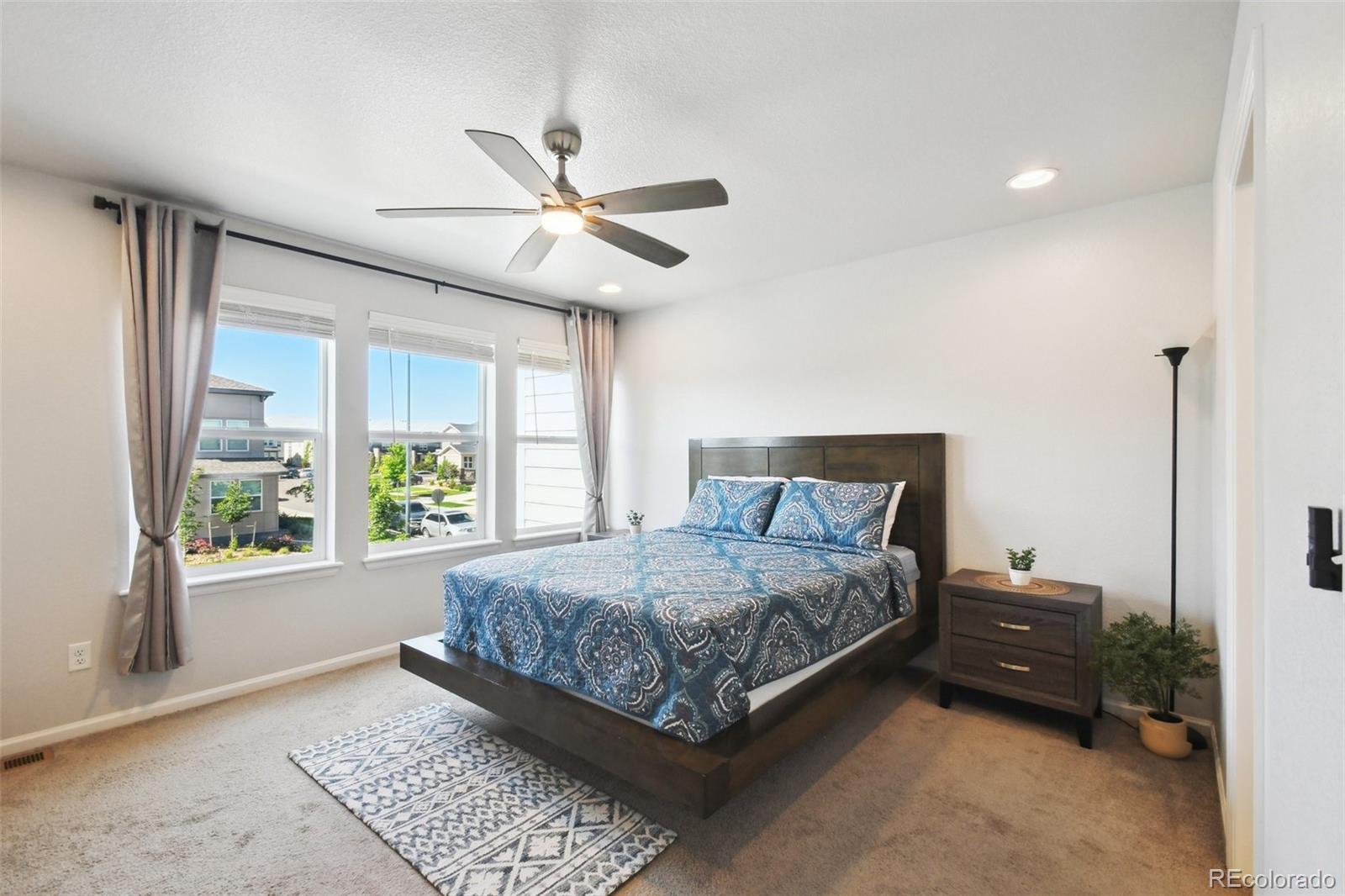 MLS Image #11 for 19221 e 65th avenue,denver, Colorado