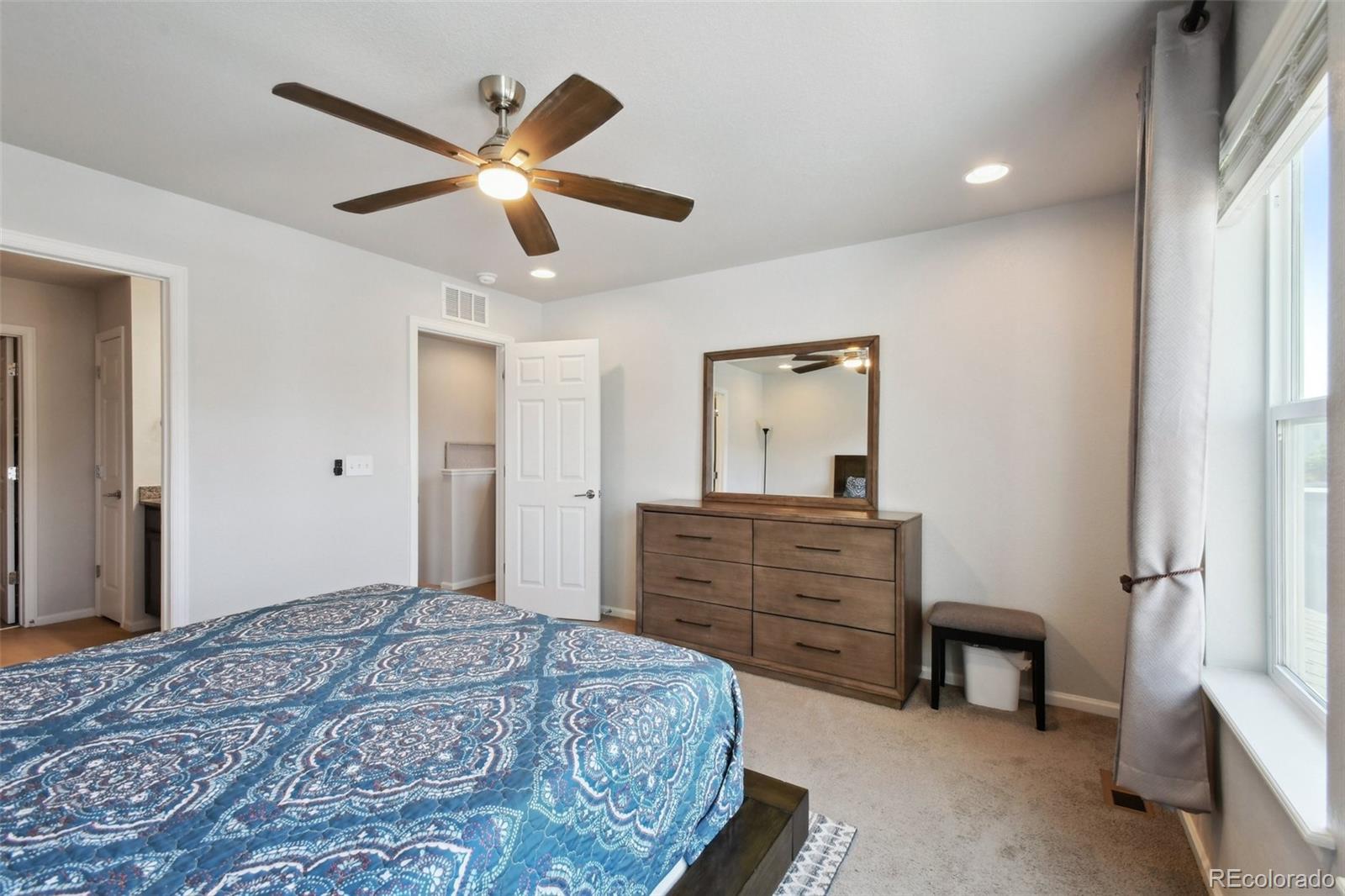 MLS Image #13 for 19221 e 65th avenue,denver, Colorado