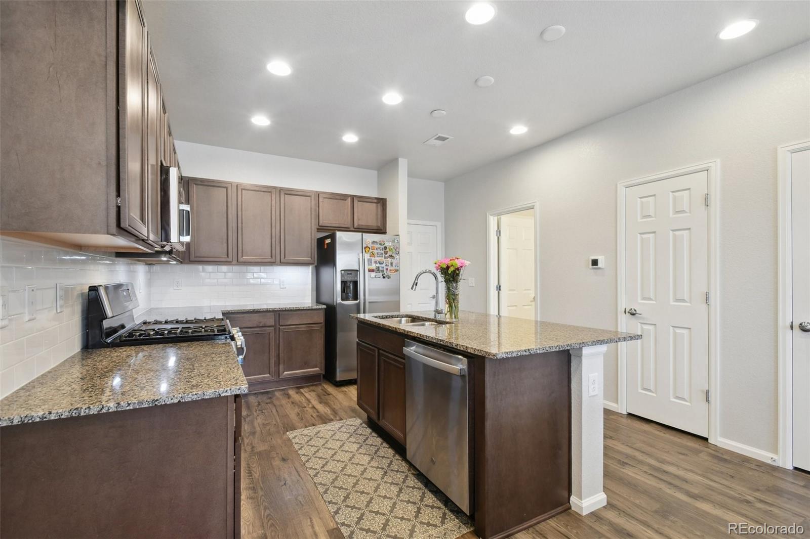 MLS Image #5 for 19221 e 65th avenue,denver, Colorado