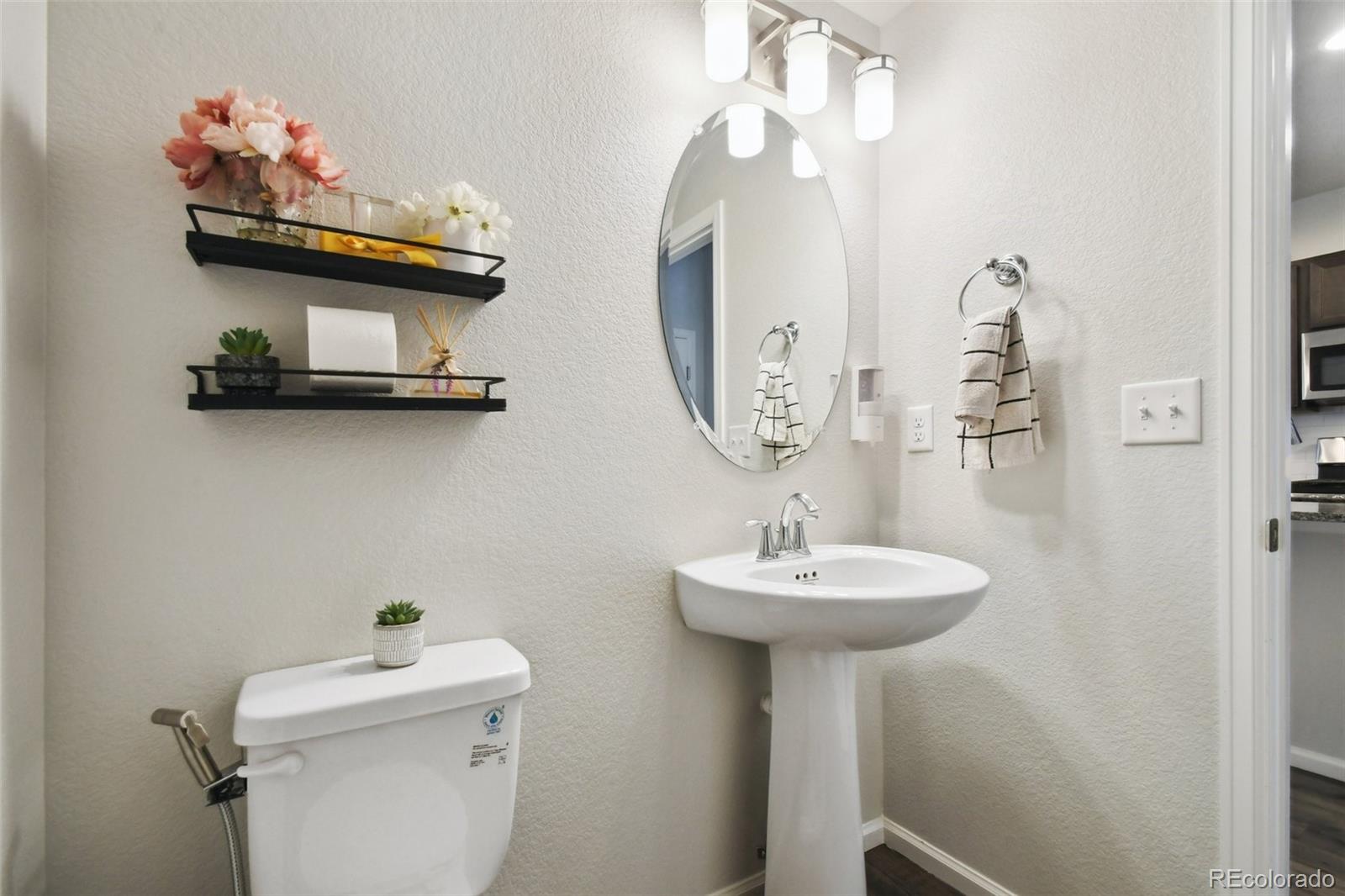 MLS Image #9 for 19221 e 65th avenue,denver, Colorado