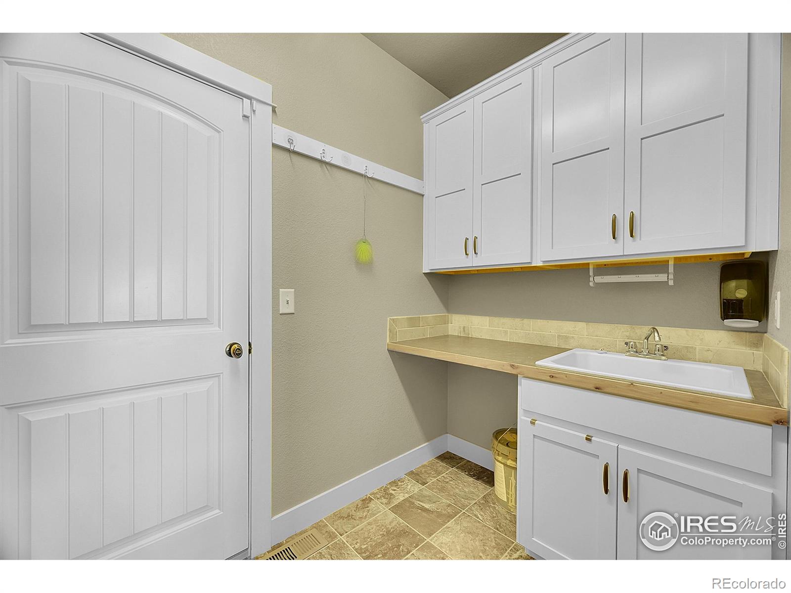 MLS Image #11 for 3007  68th avenue,greeley, Colorado