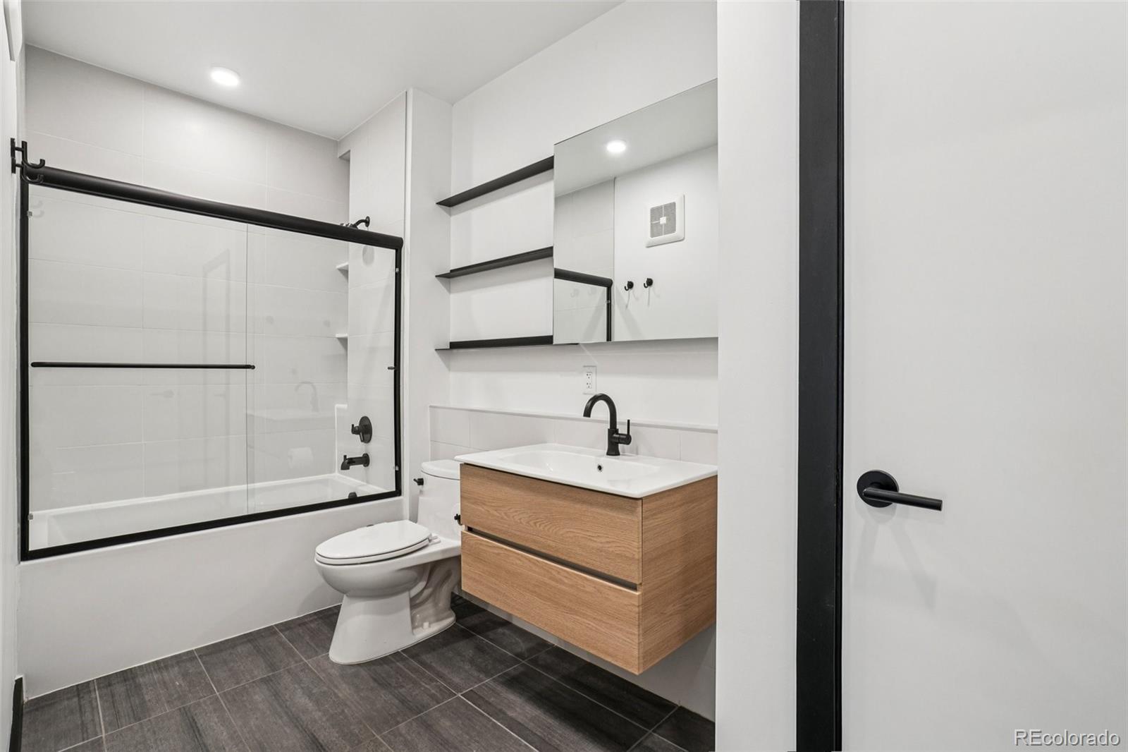 MLS Image #17 for 1601  park avenue #106,denver, Colorado
