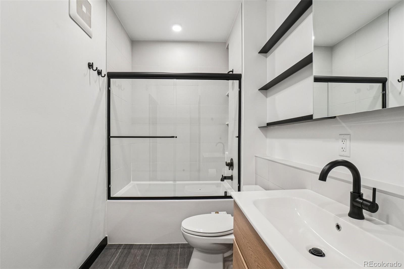 MLS Image #20 for 1601  park avenue #106,denver, Colorado