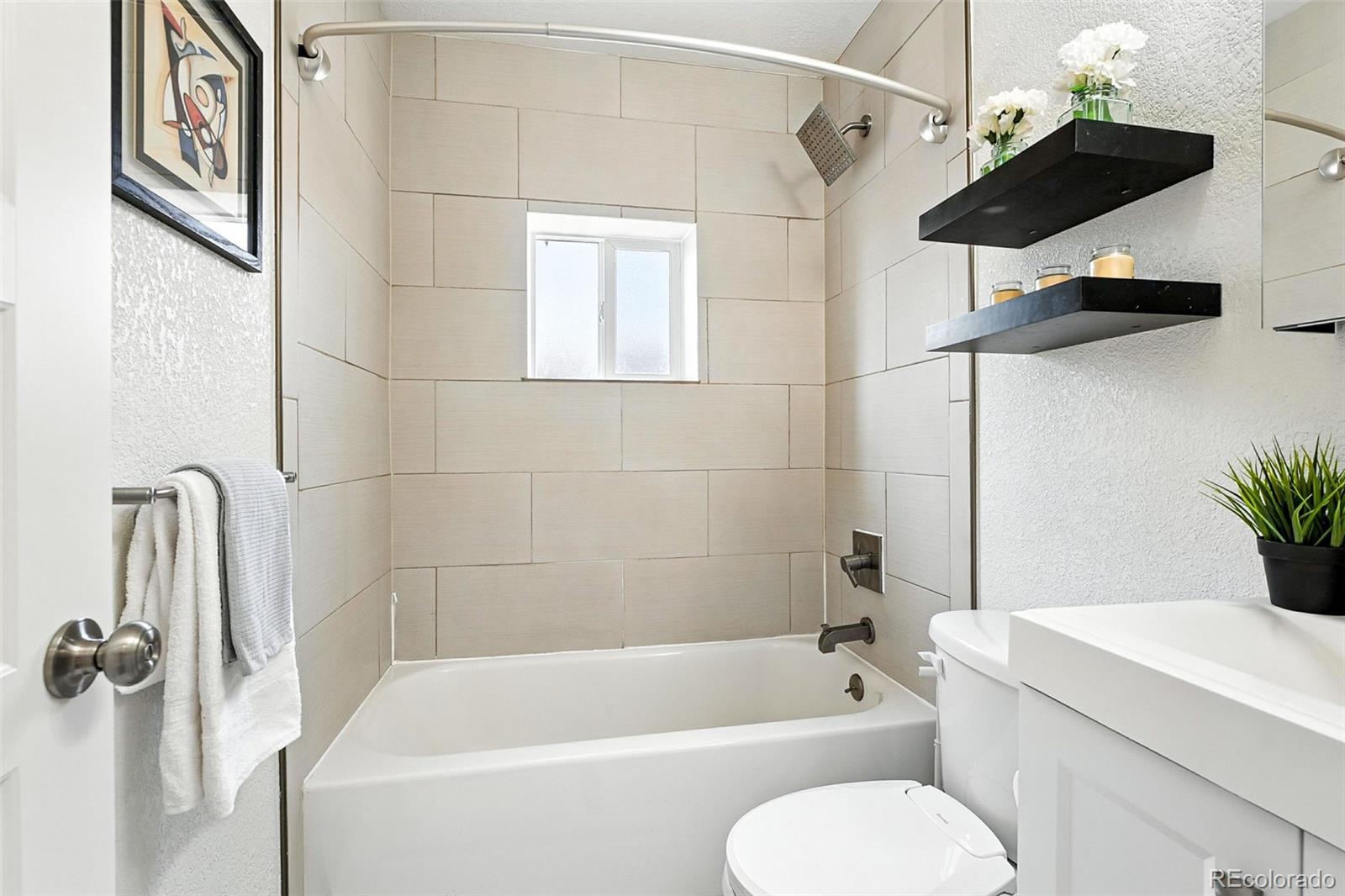 MLS Image #19 for 475 s eliot street,denver, Colorado