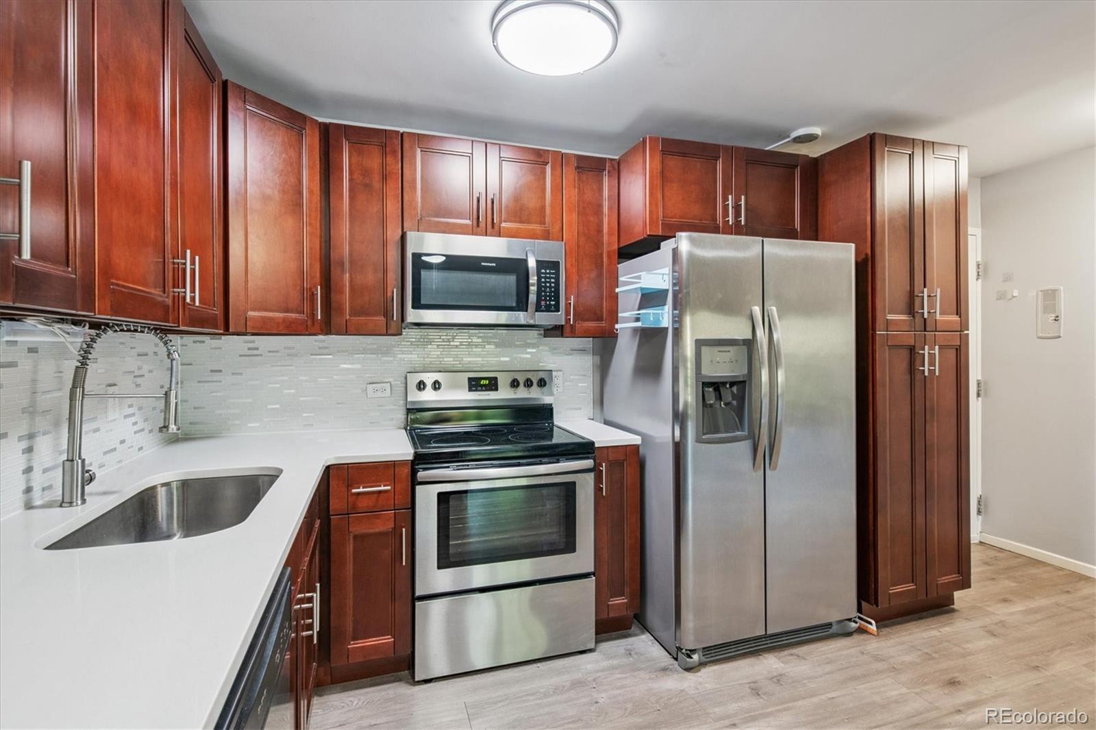 MLS Image #4 for 595 s alton way 7b,denver, Colorado