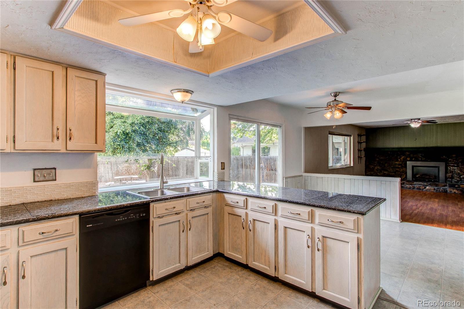 MLS Image #13 for 11682 e iowa avenue,aurora, Colorado
