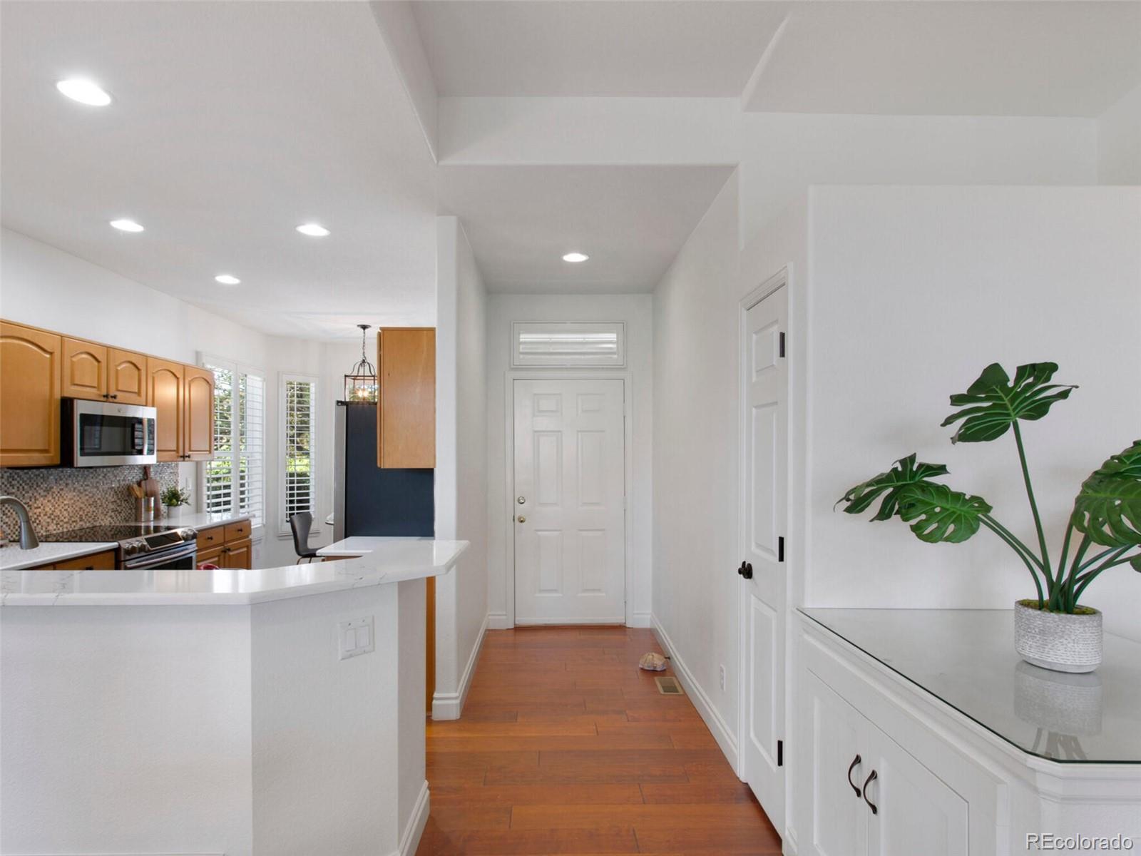 MLS Image #3 for 86  woodland circle,highlands ranch, Colorado