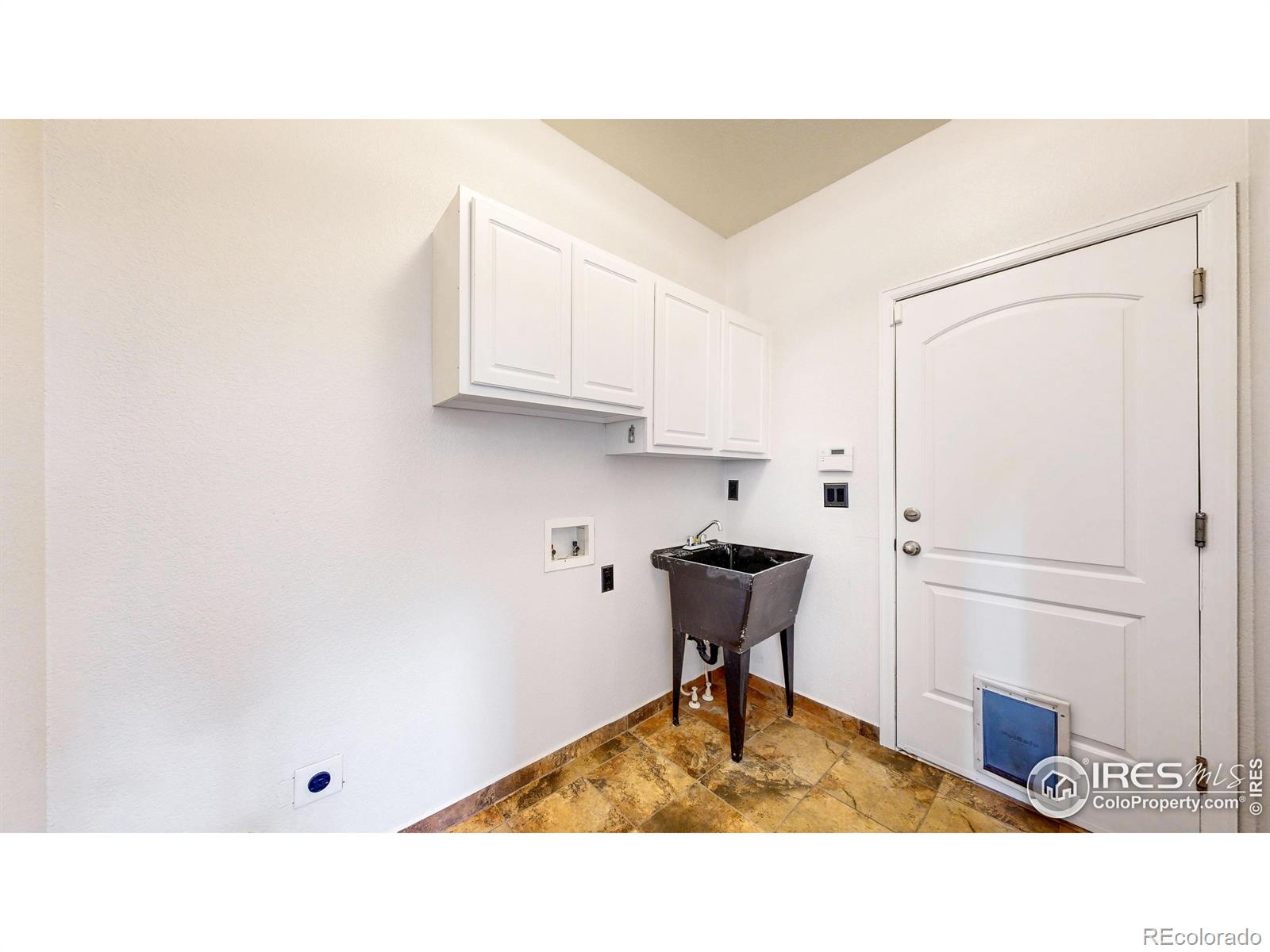 MLS Image #17 for 7597  bison court,littleton, Colorado