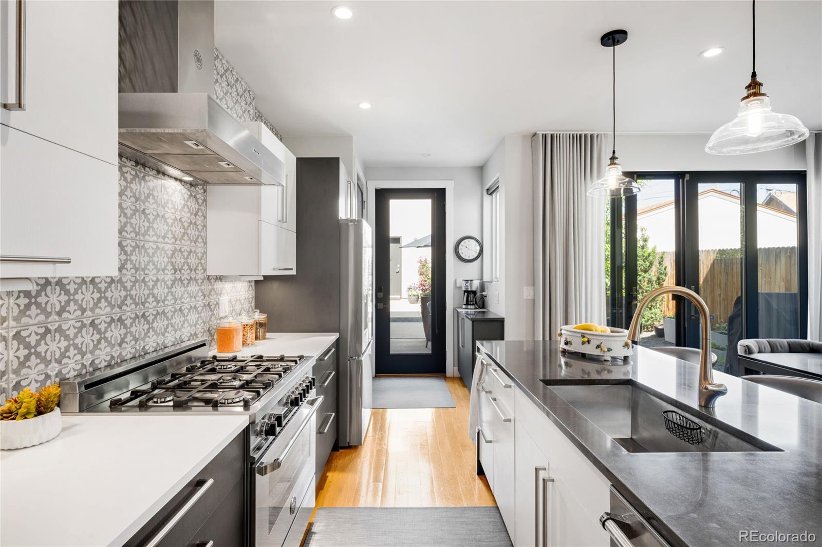 MLS Image #8 for 3617  shoshone street,denver, Colorado