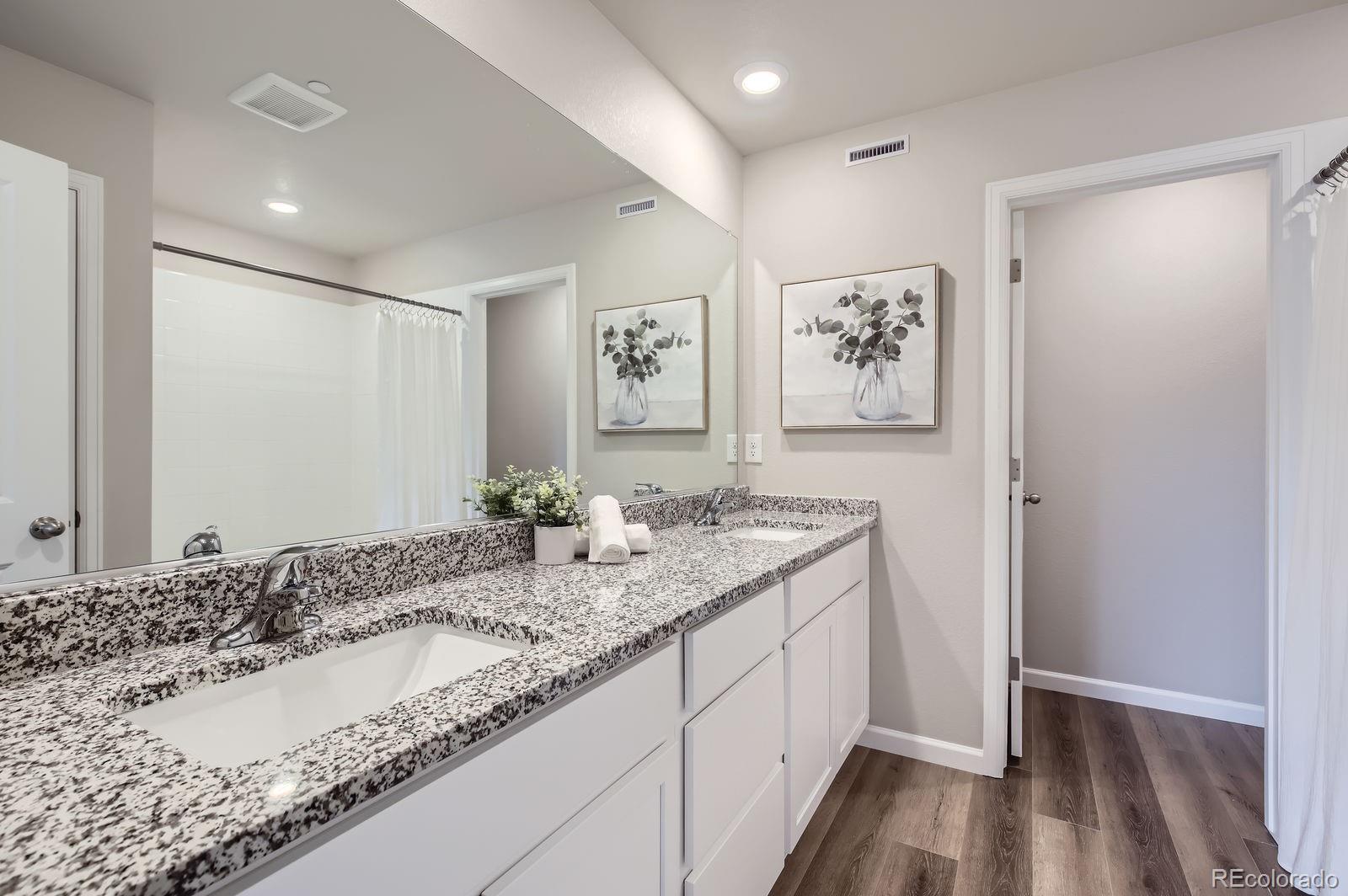 MLS Image #13 for 129  robin road,johnstown, Colorado
