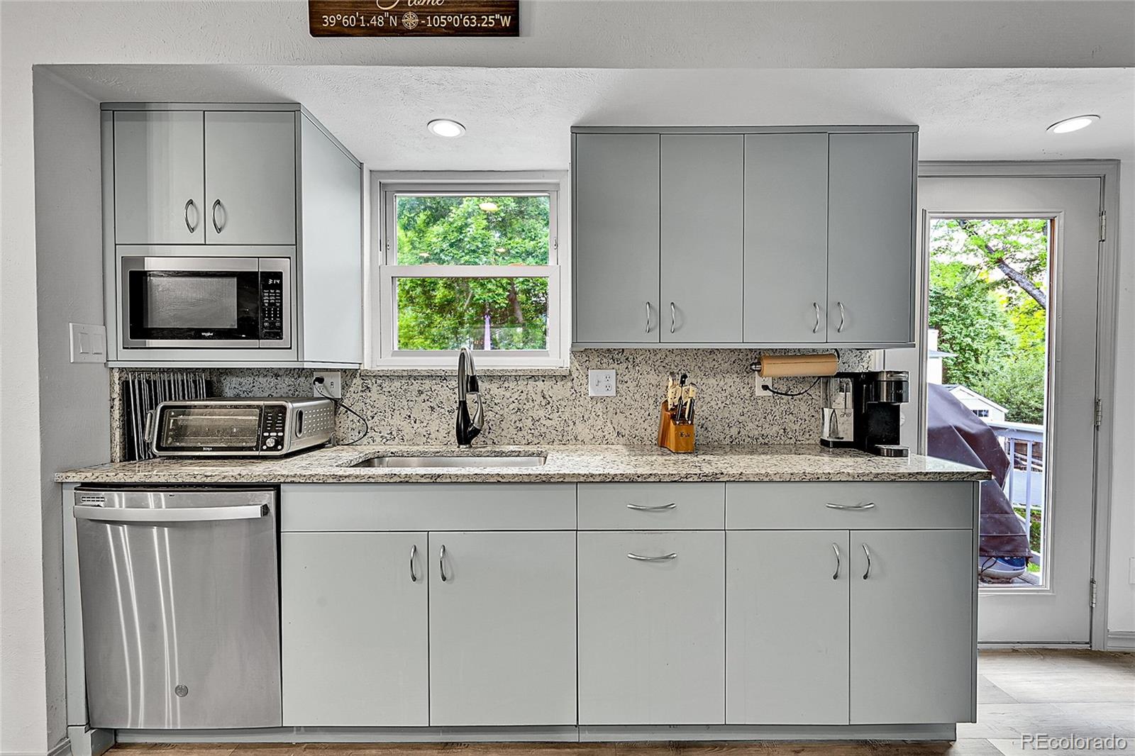 MLS Image #10 for 6368 s harlan way,littleton, Colorado