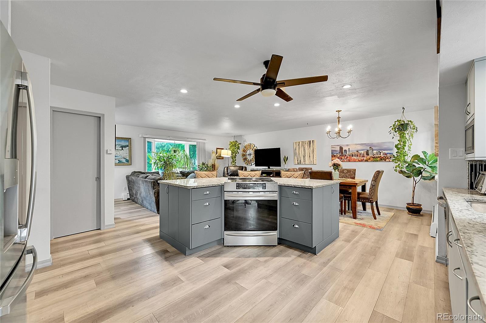 MLS Image #12 for 6368 s harlan way,littleton, Colorado