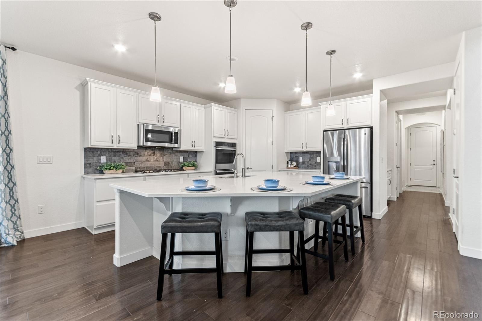 MLS Image #14 for 19894 w 94th lane,arvada, Colorado