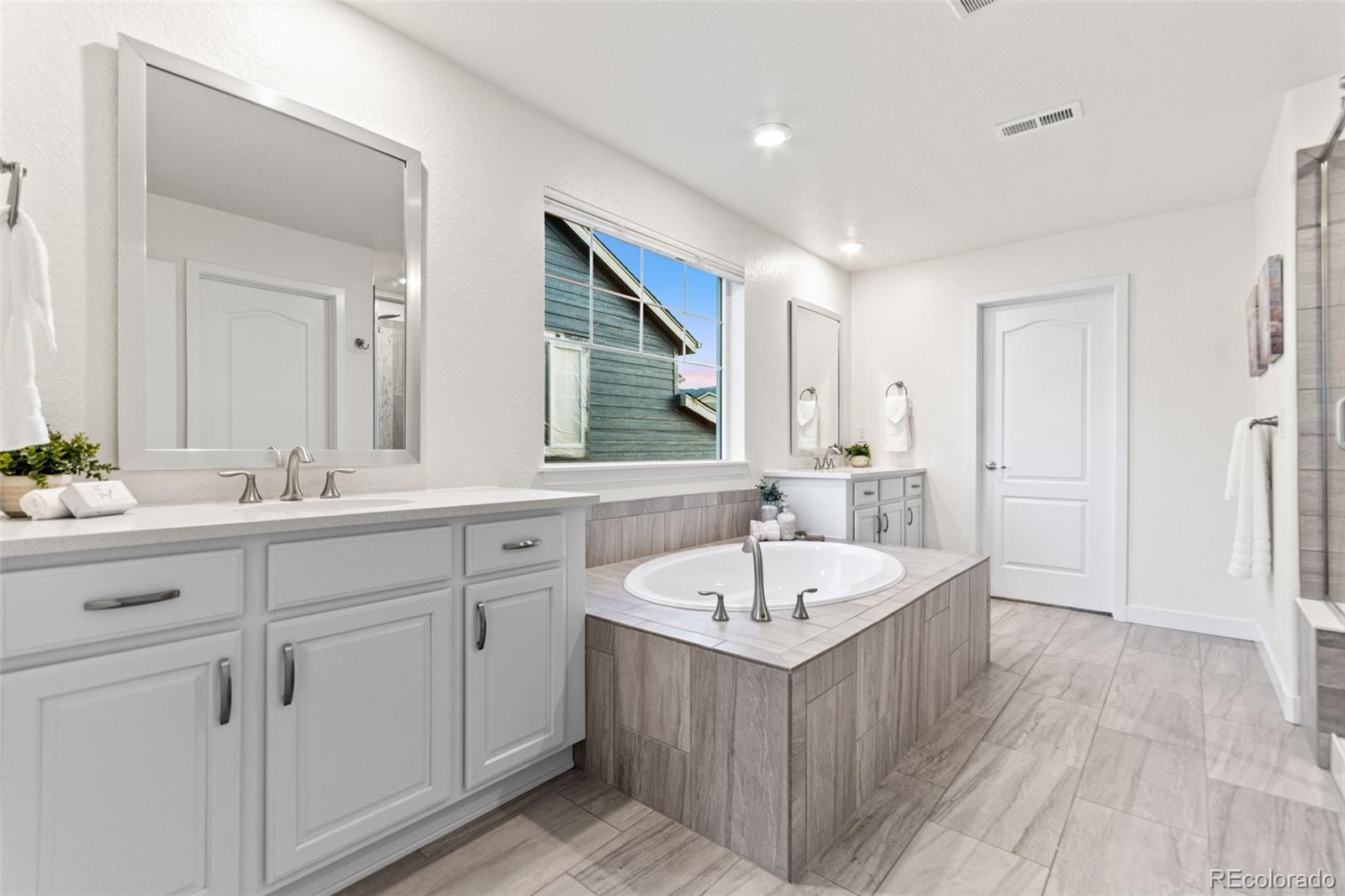 MLS Image #36 for 19894 w 94th lane,arvada, Colorado